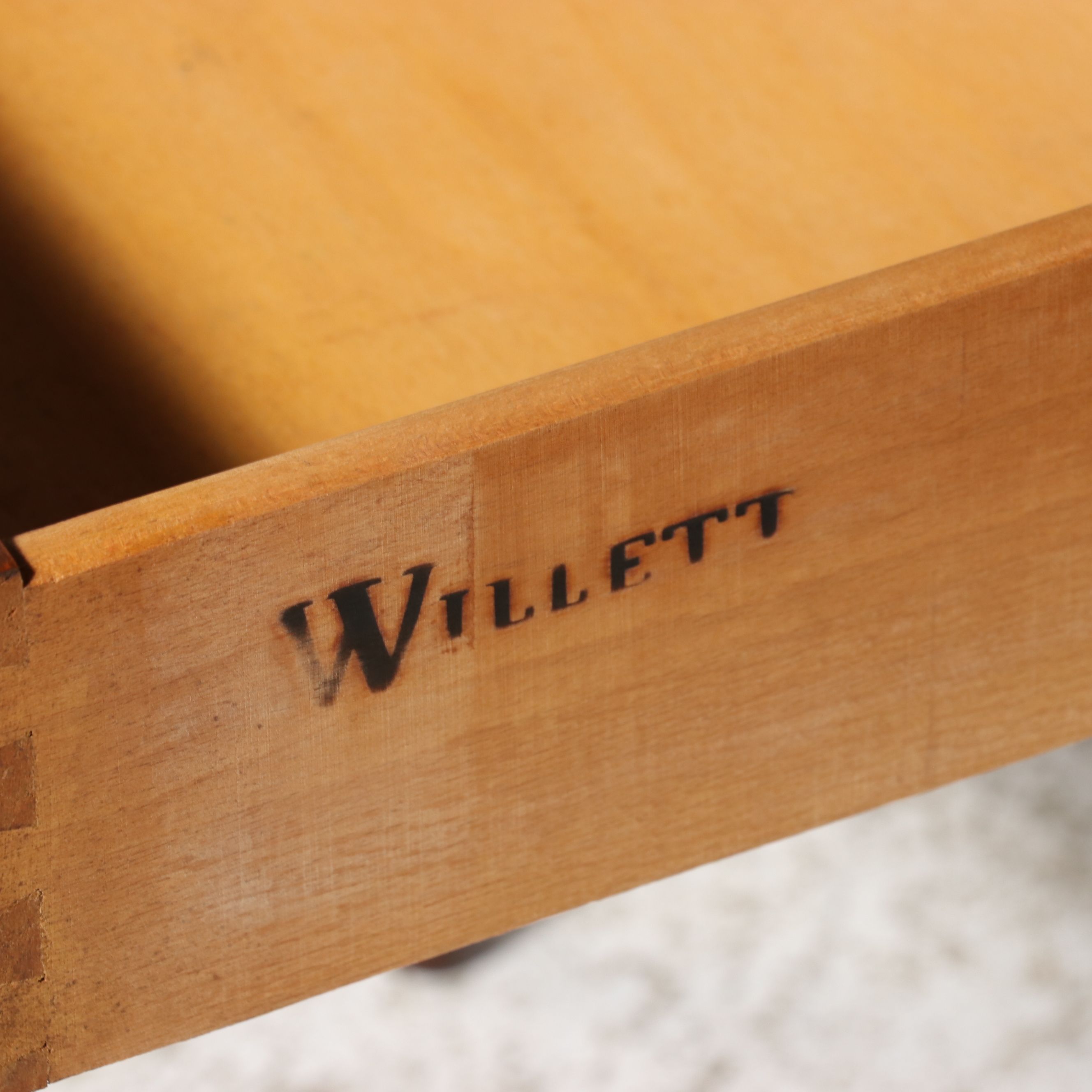 Willett Furniture Mid Century Two-Tier Cherry Cocktail Table, Mid-20th Century