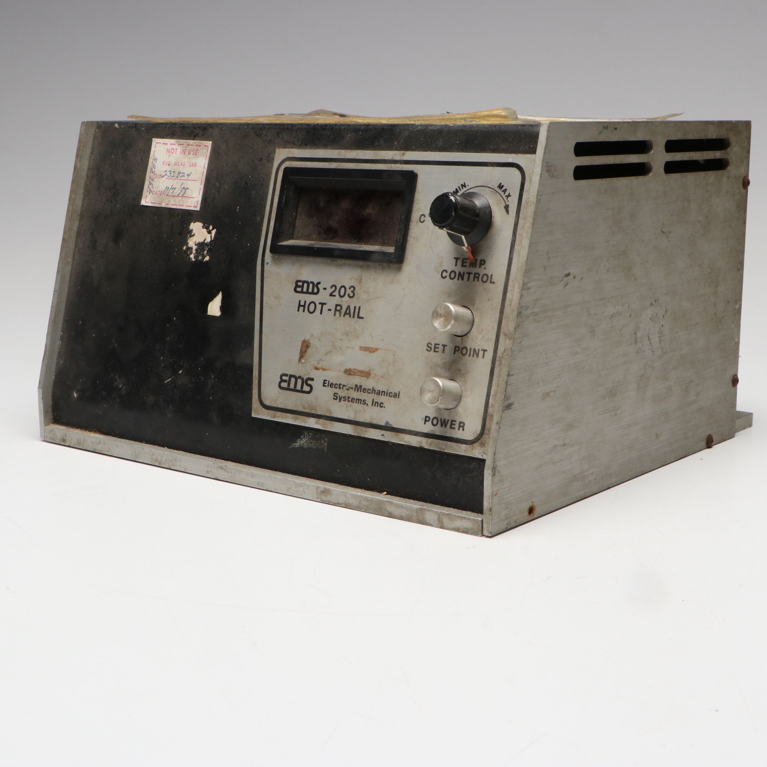 Electro-Mechanical Systems EMS-203 Hot-Rail Temperature Controller