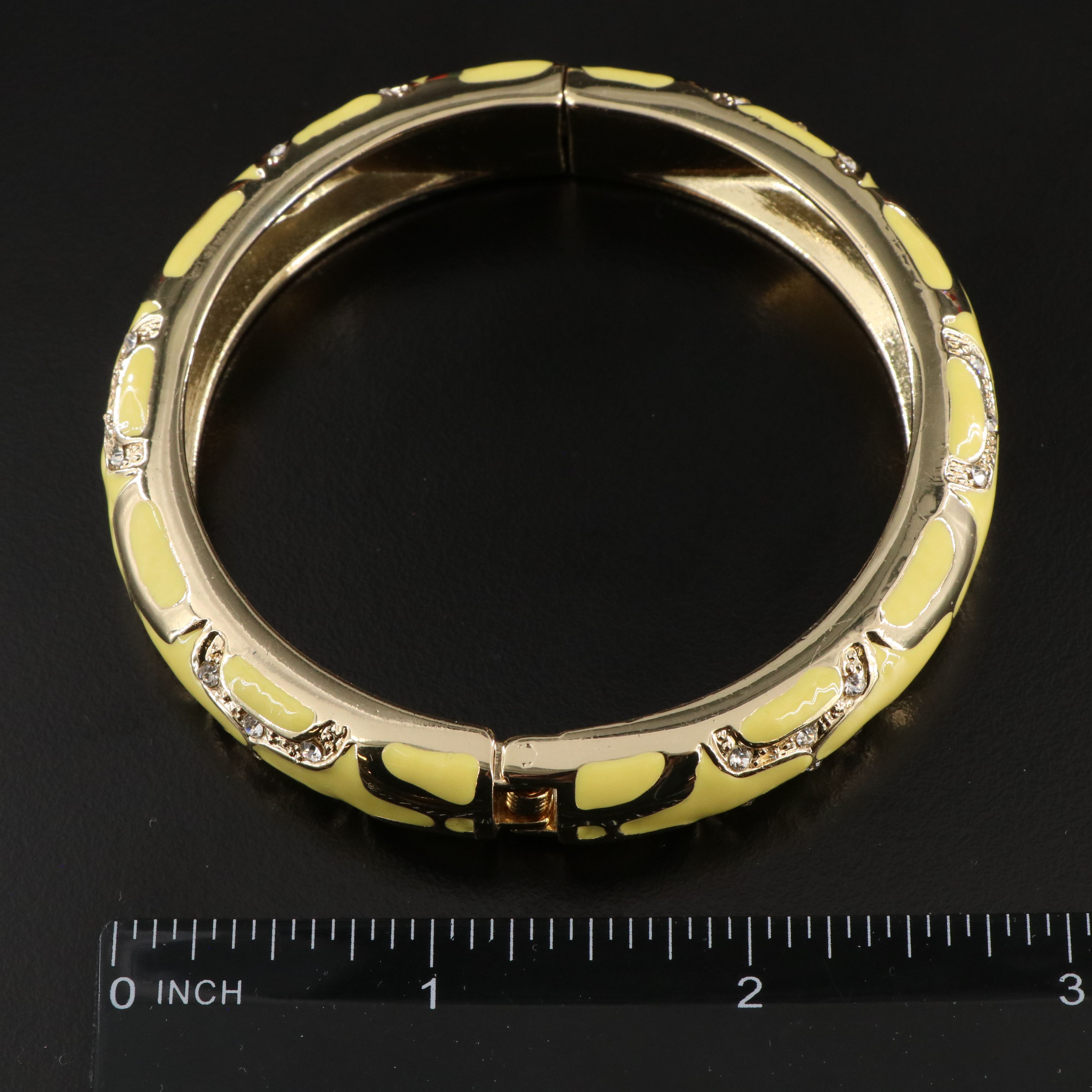 Joan Rivers, Rhinestones and Pearls Featured in Jewelry Collection