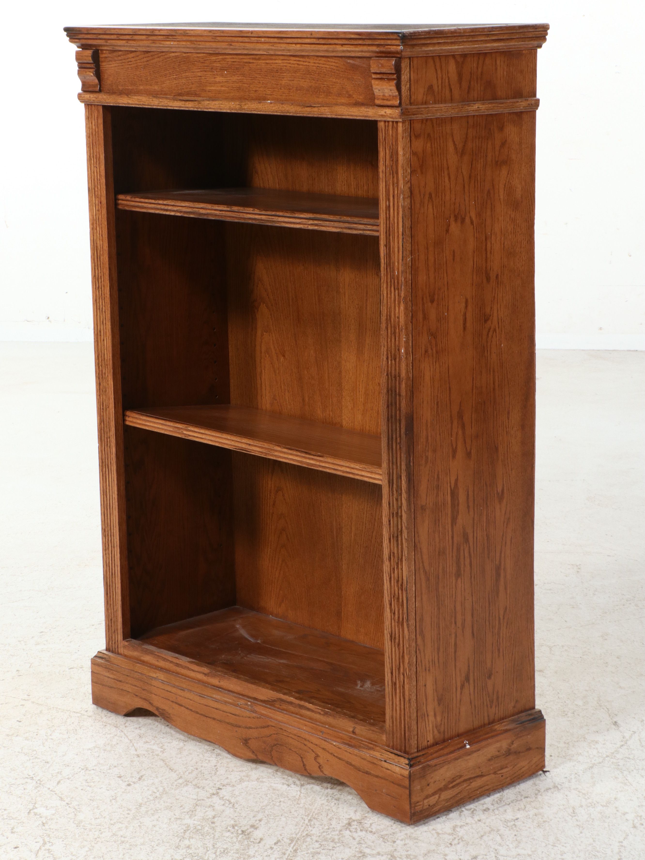 NICOAK Neoclassical Style Oak Veneer Low Bookcase