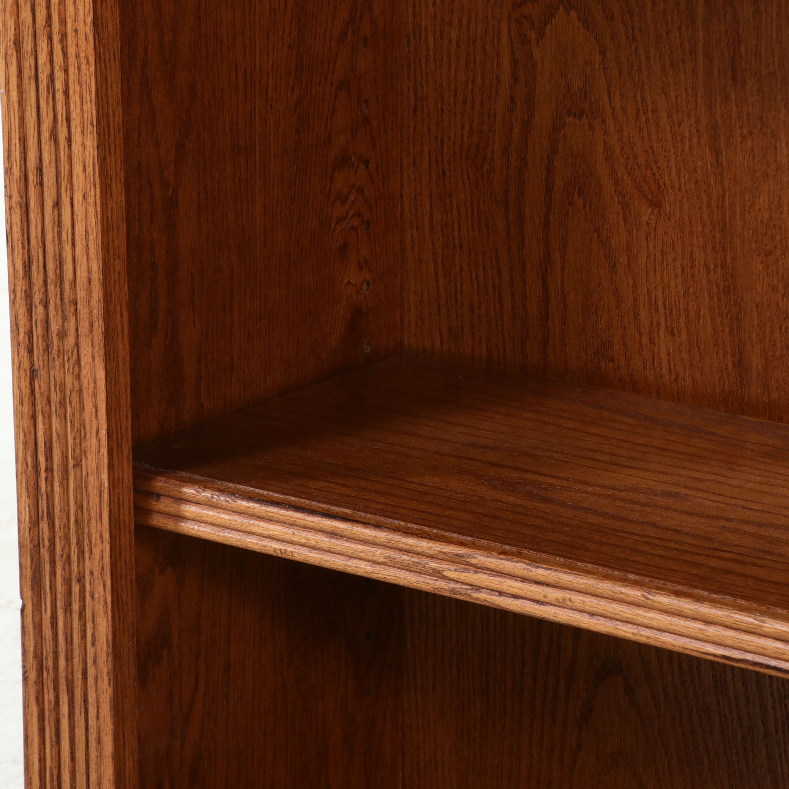 NICOAK Neoclassical Style Oak Veneer Low Bookcase