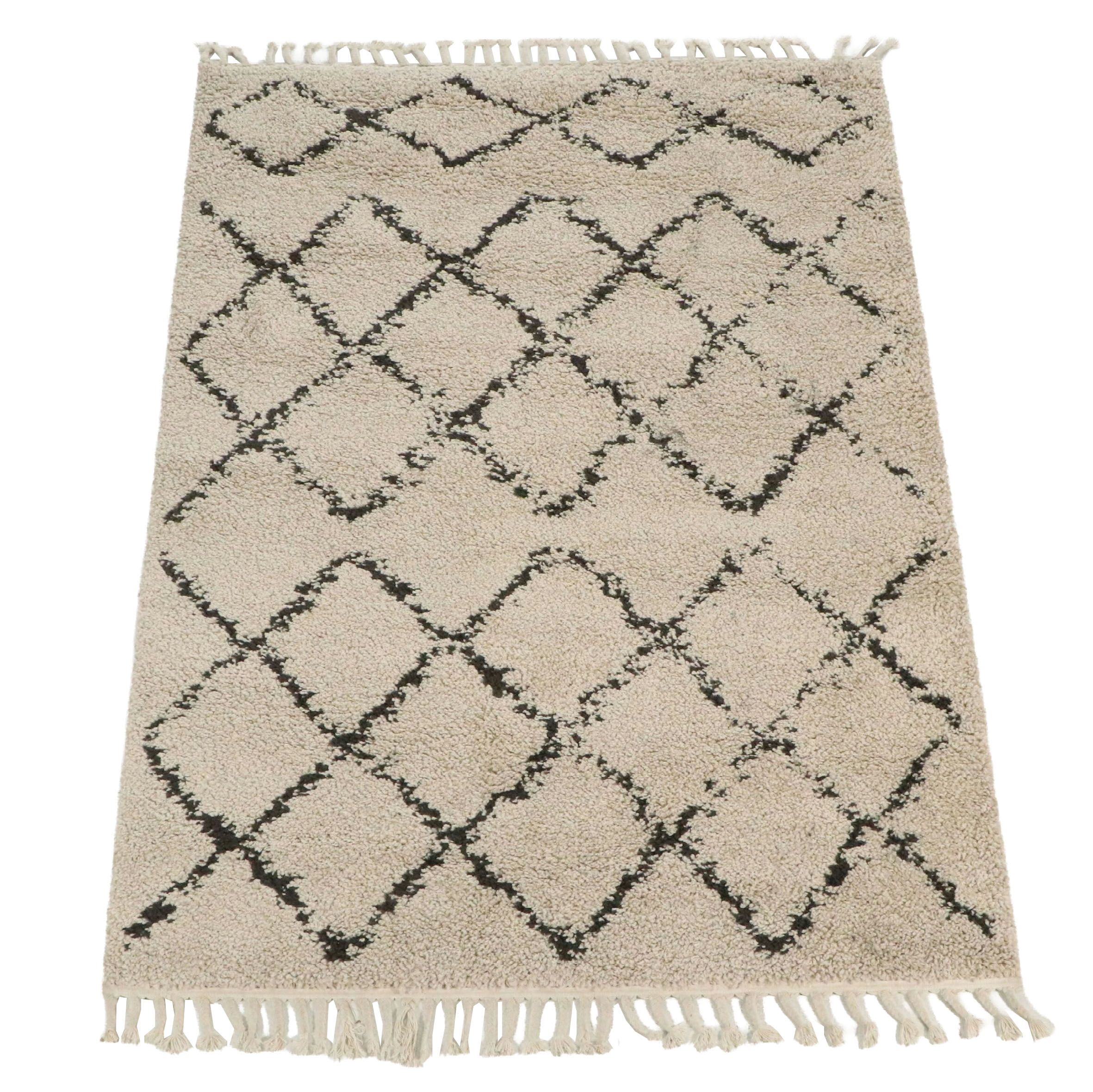 5'3 x 7'10 Machine Made Surya Turkish "Berber Shag" Style Area Rug