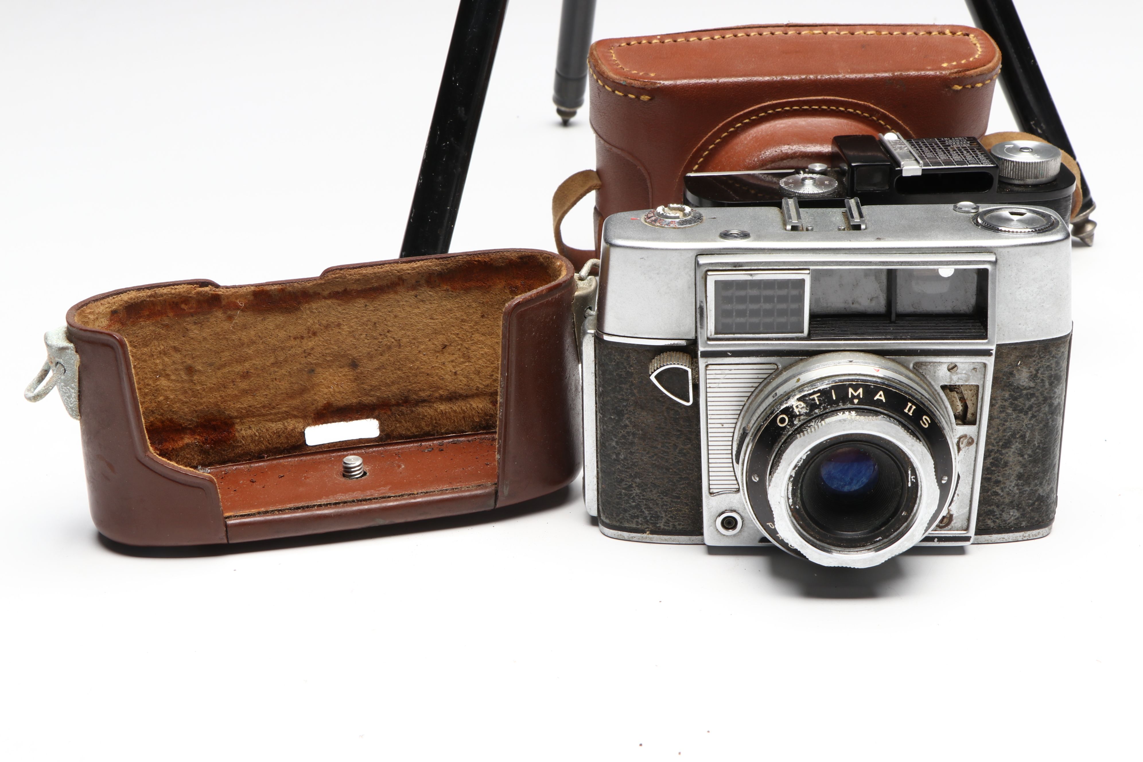 Argus A3, Utility Mfg. Falcon Mini and More Film Cameras, Early to Mid-20th C.