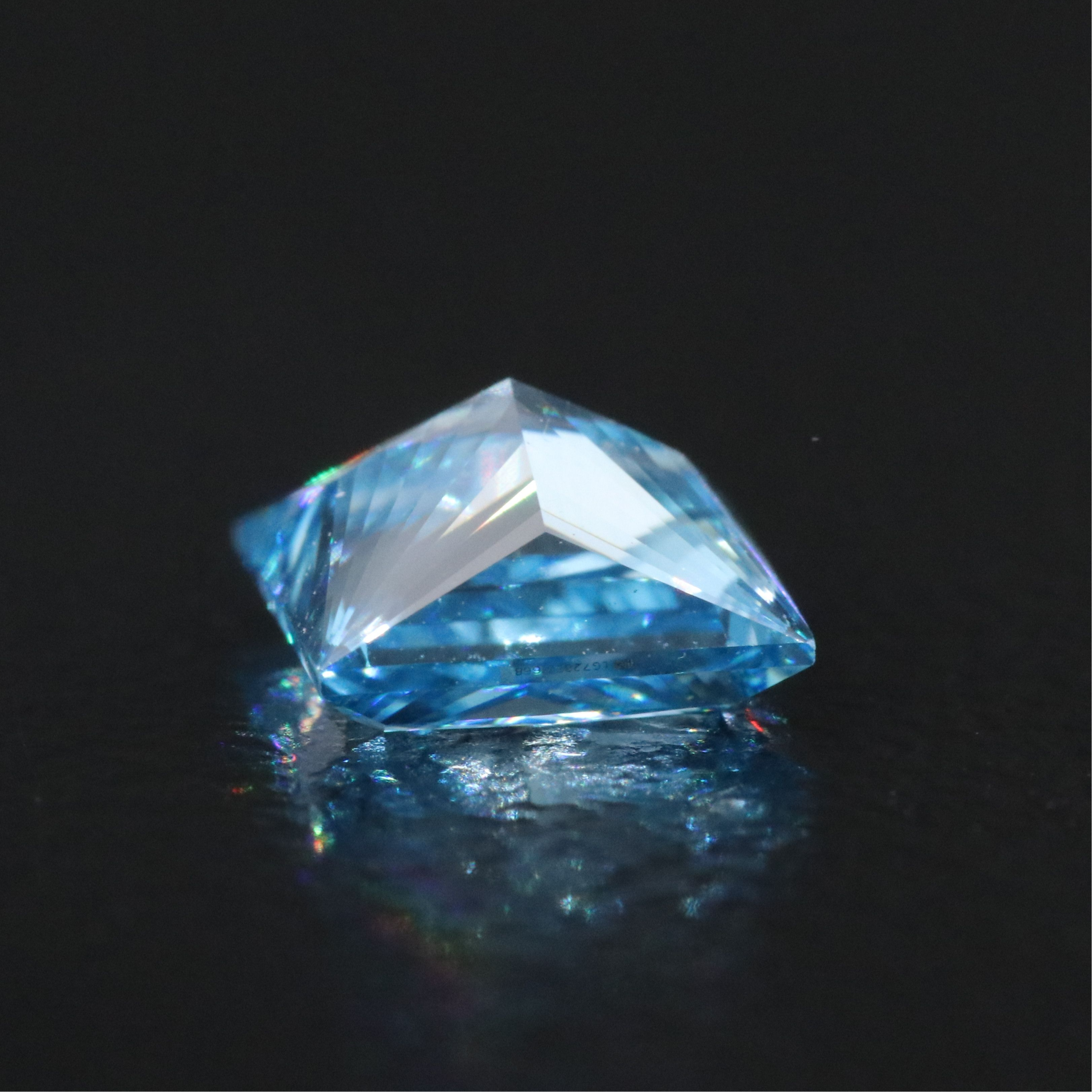 Loose 1.03 CT Lab Grown Fancy Vivid Blue Diamond with IGI Report