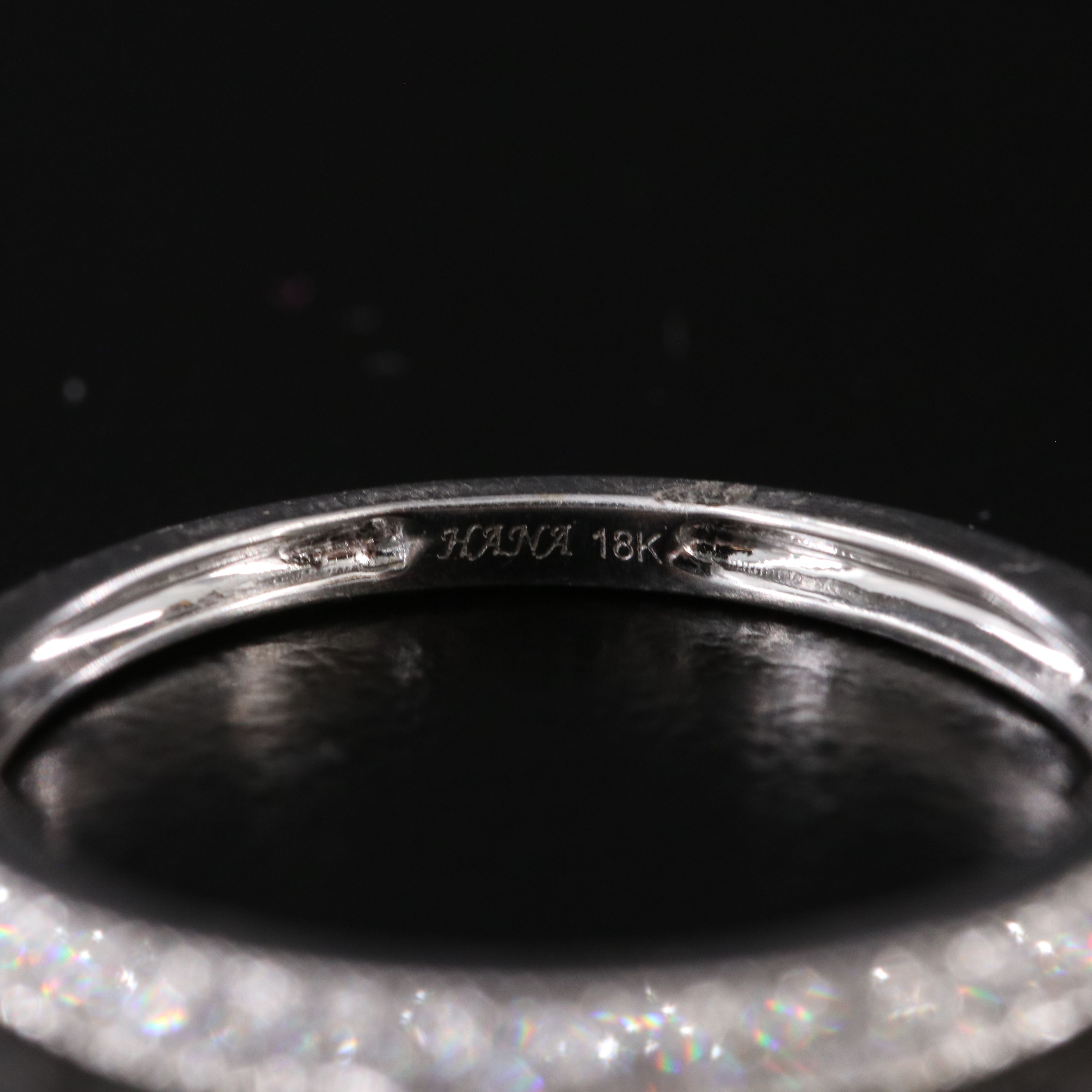 18K 0.30 CTW Diamond Band