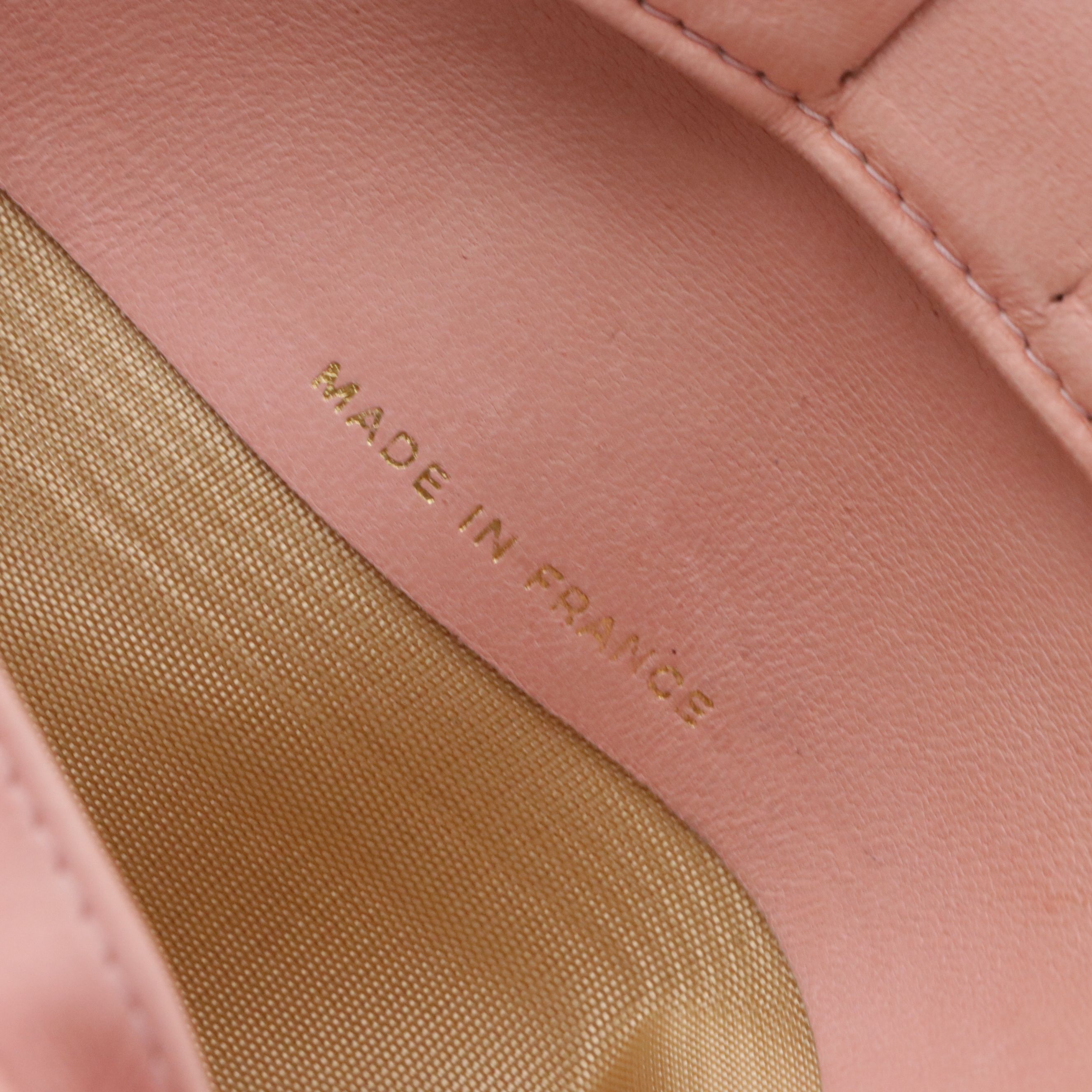 Chanel CC Bifold Continental Wallet in Pink Caviar Leather