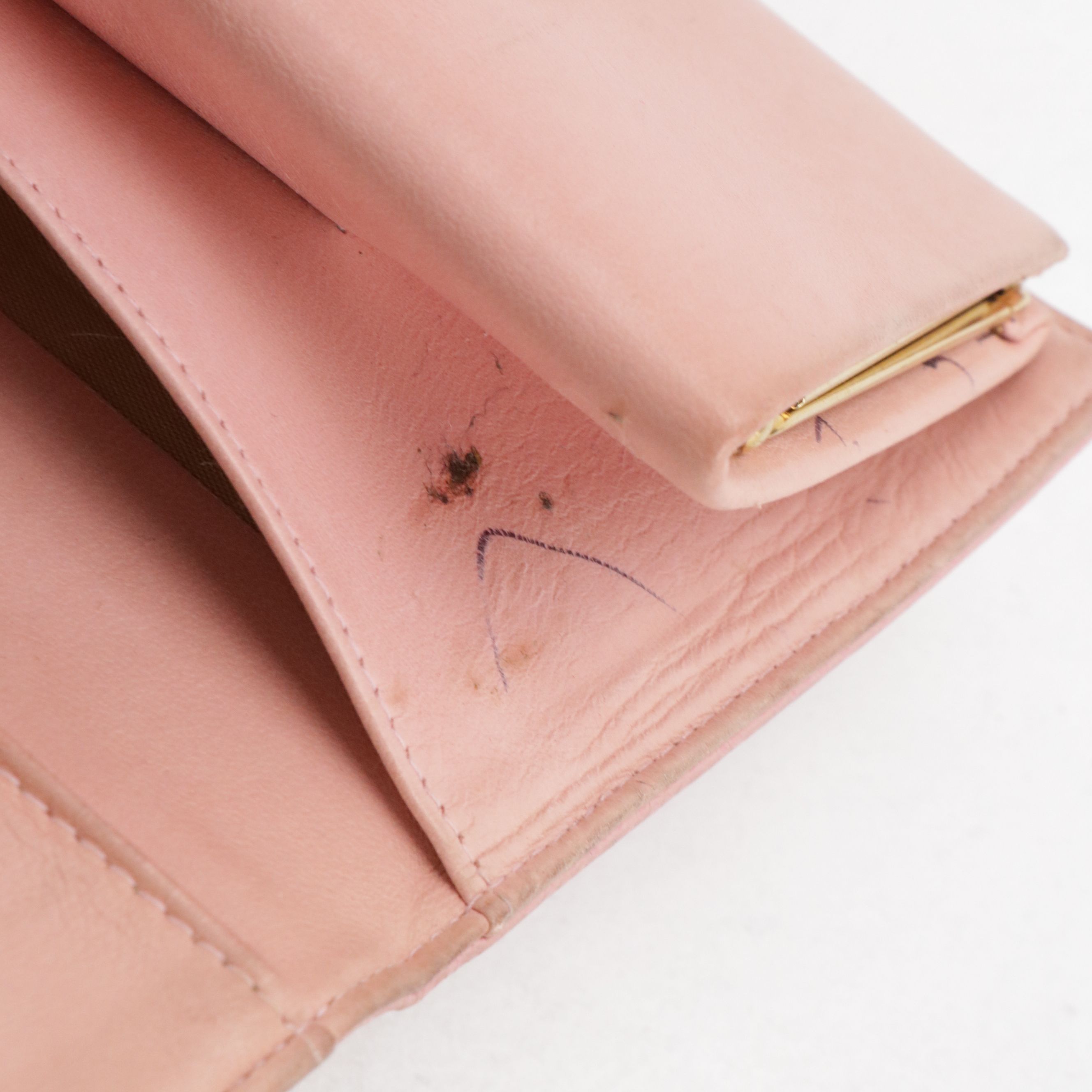 Chanel CC Bifold Continental Wallet in Pink Caviar Leather