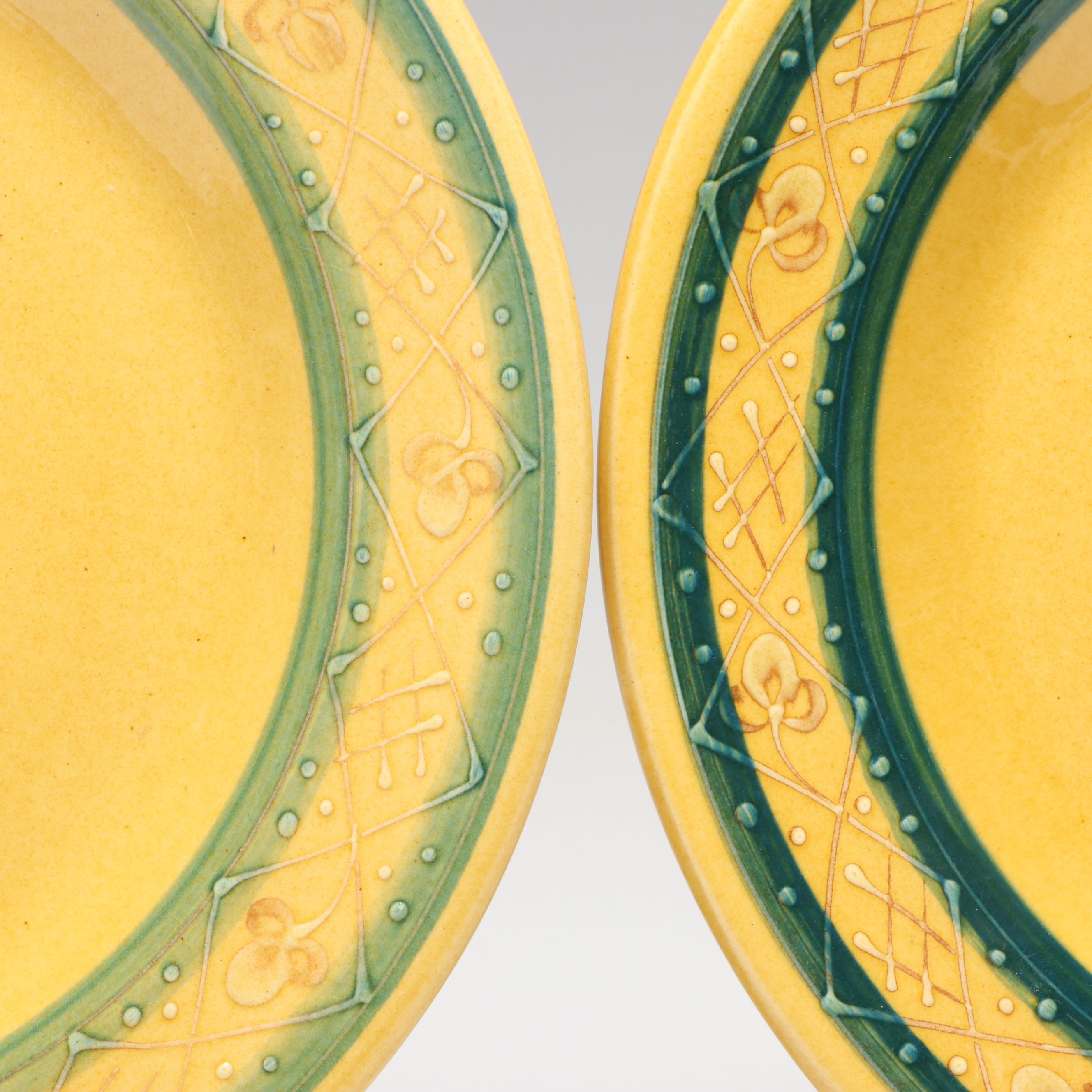 French Folk Art Terre è Provence Ceramic Plates