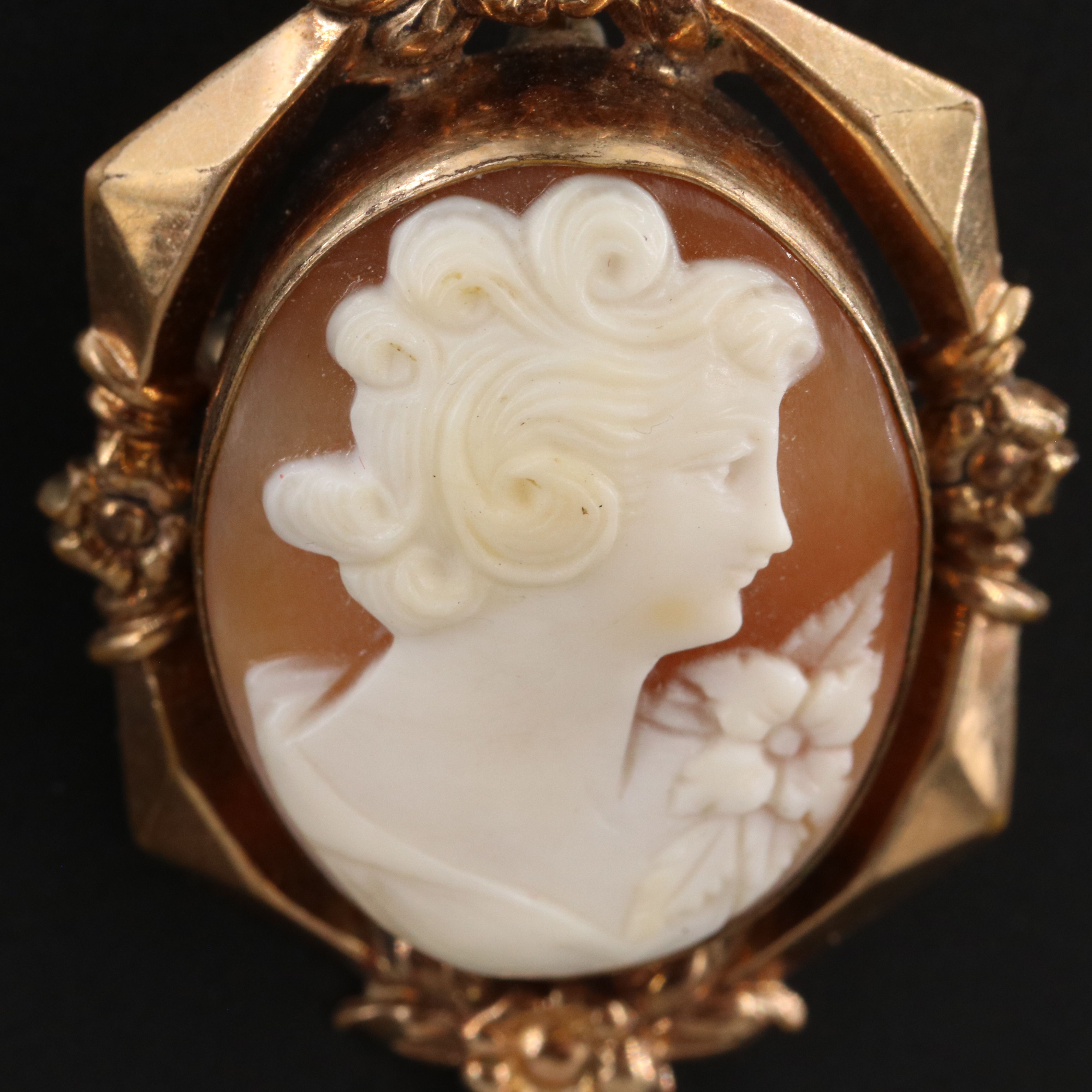 Vintage Shell Cameo Converter Brooch