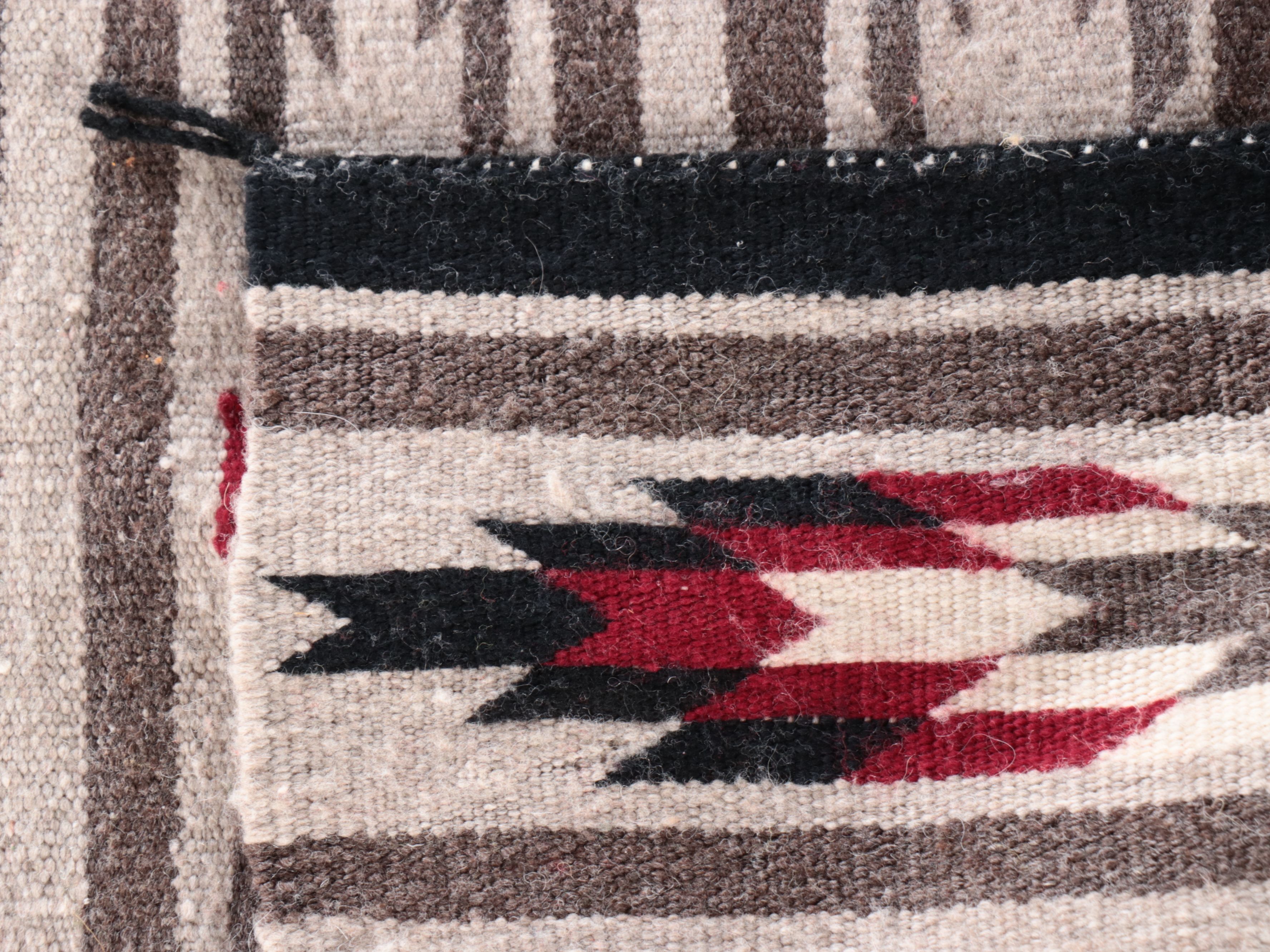 2'1 x 2'9 Handwoven Navajo Gallup Style Wool Accent Rug