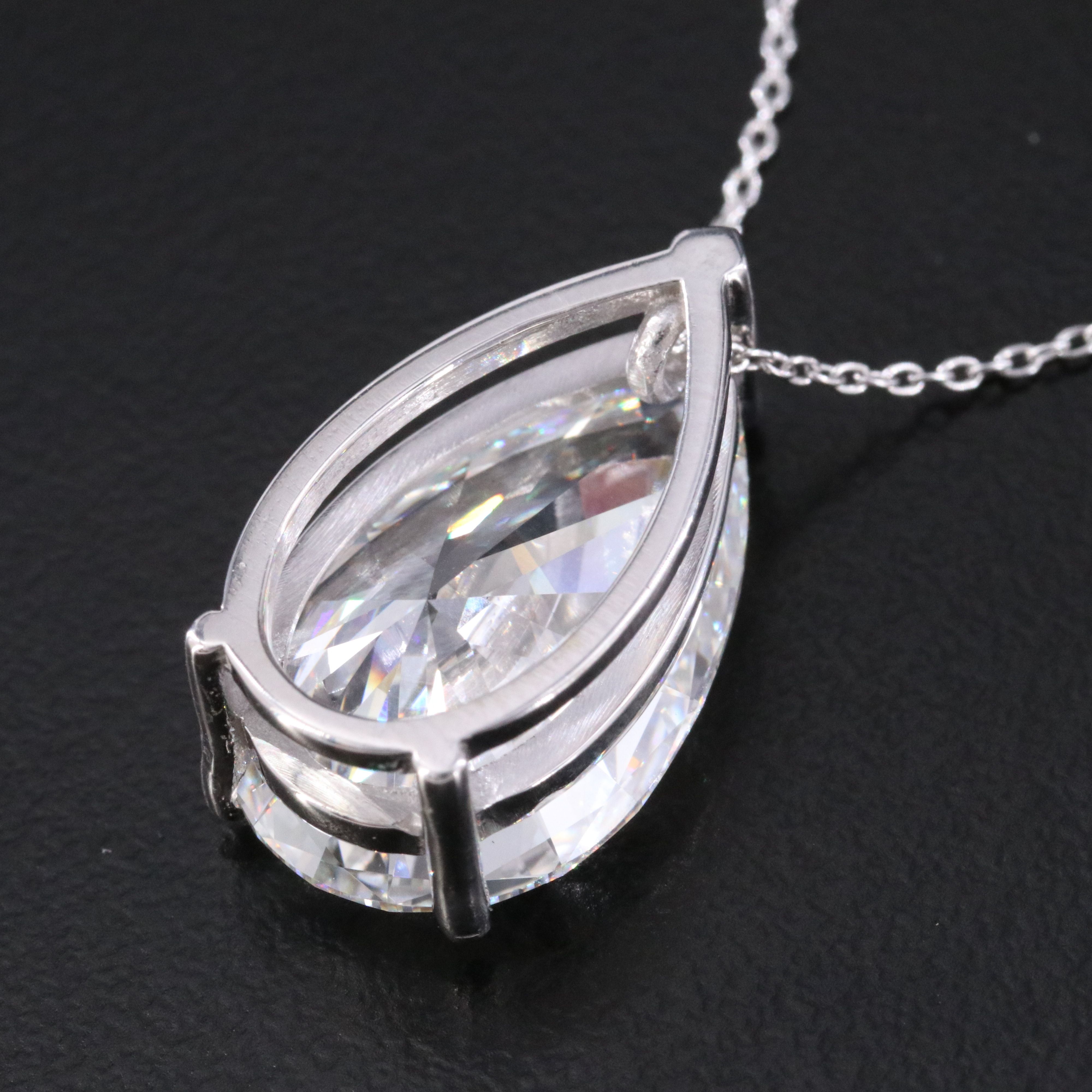 14K 10.03 CT Lab Grown Diamond Pendant Necklace with IGI Report