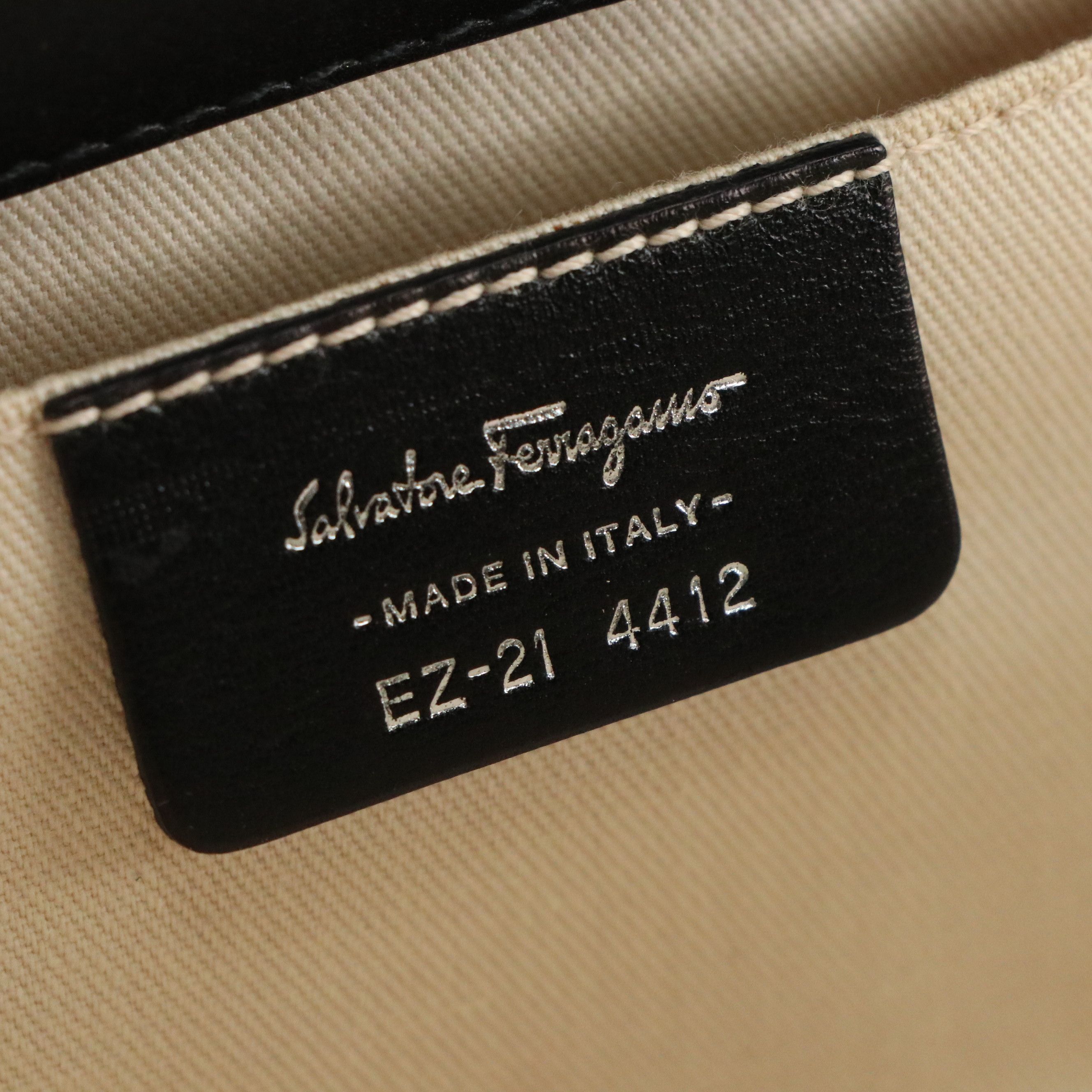 Salvatore Ferragamo Clamshell Handbag in Shiny Black Wicker and Calfskin