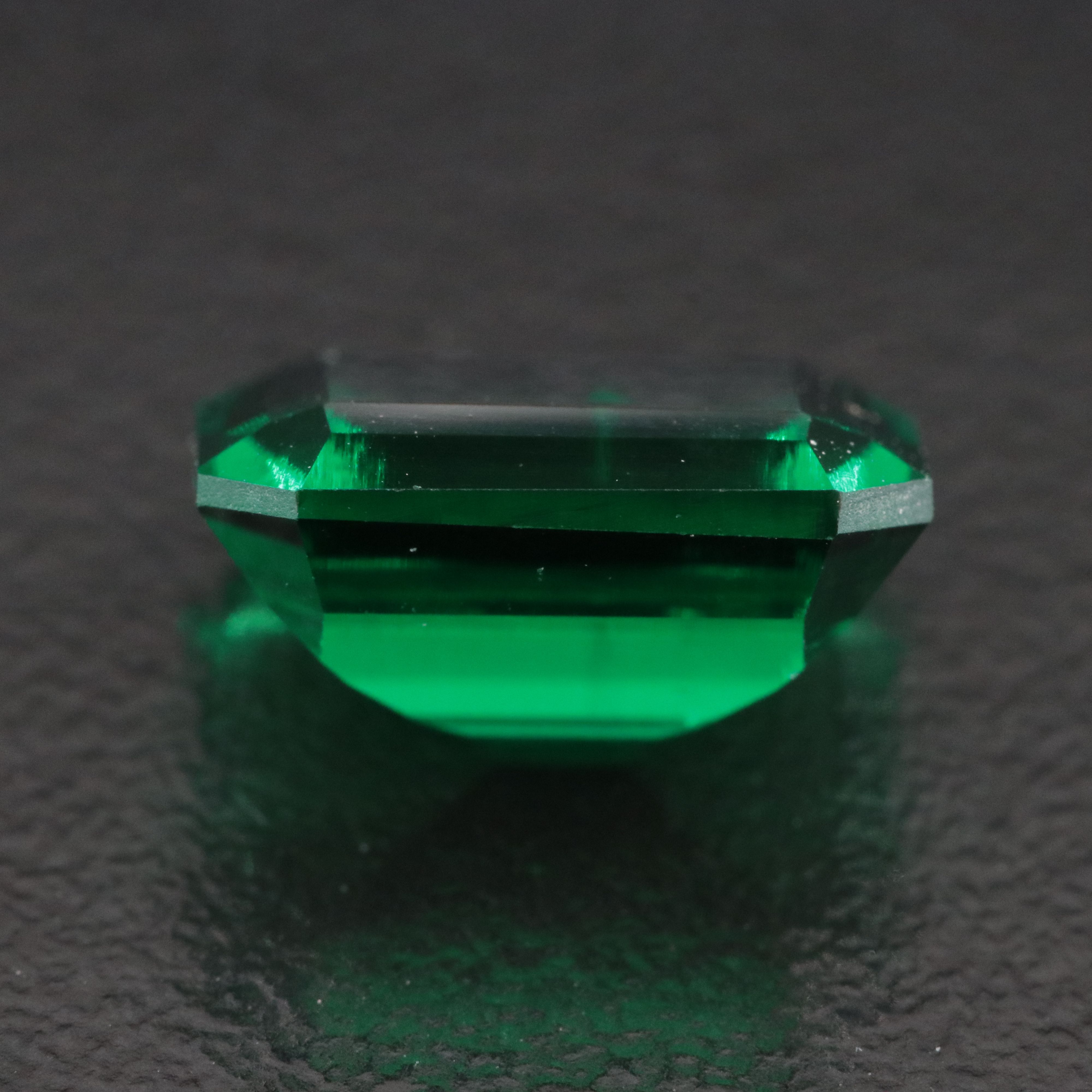 Loose 3.86 CT Lab Grown Emerald
