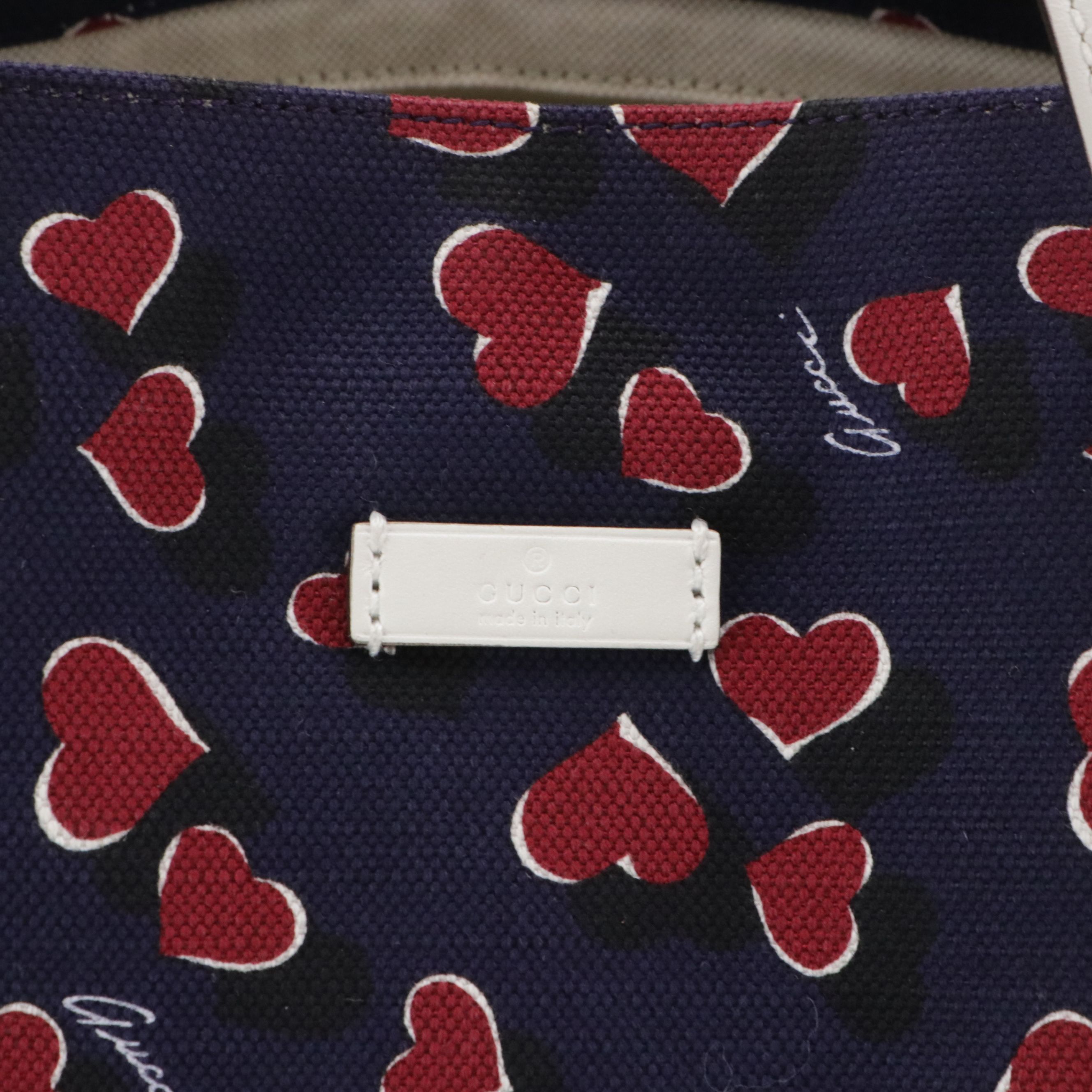 Gucci Tote Bag in Heartbeat Print Canvas with White Leather Trim