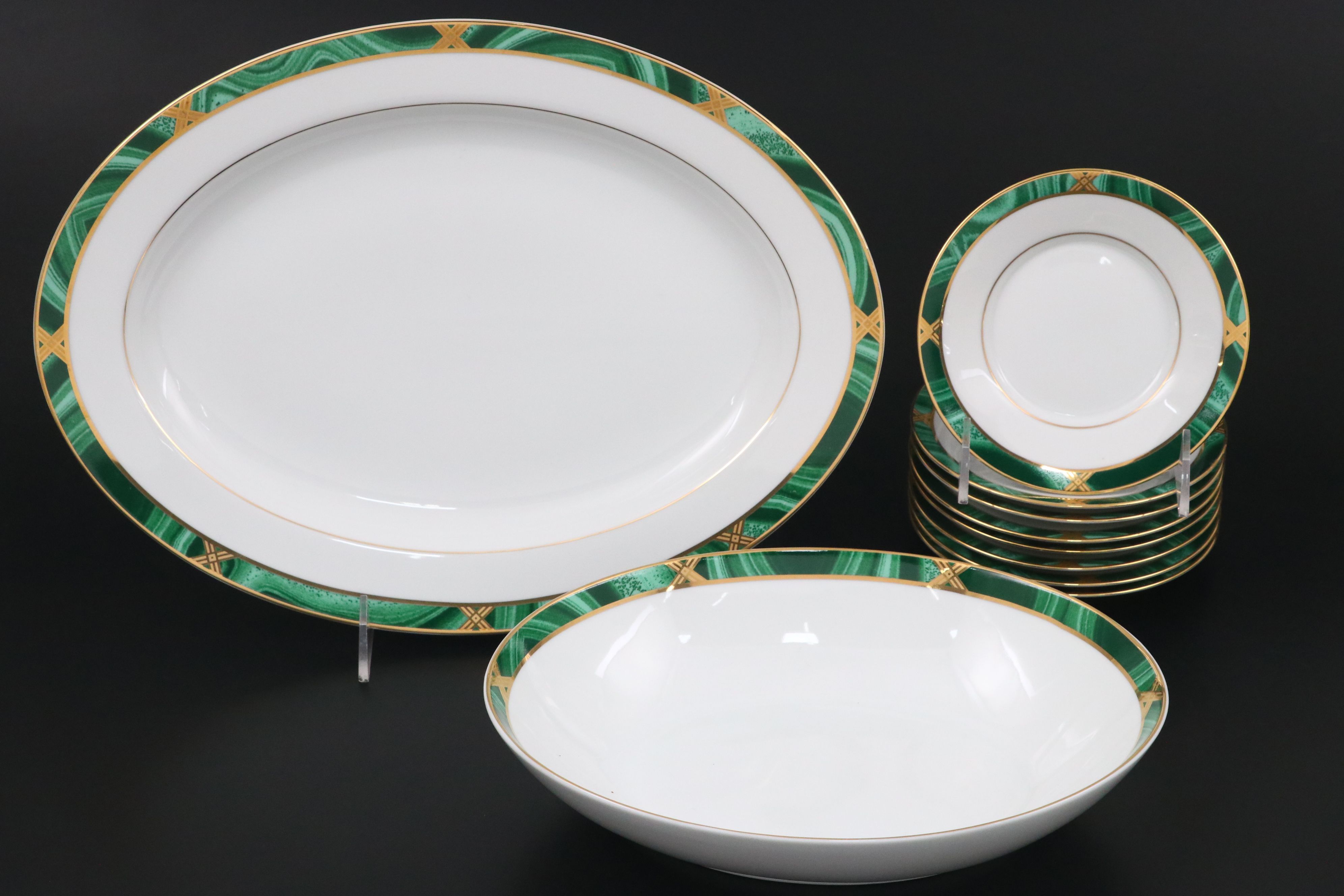 Fitz & Floyd "Greenwich" Gilt Porcelain Dinnerware, 1990s