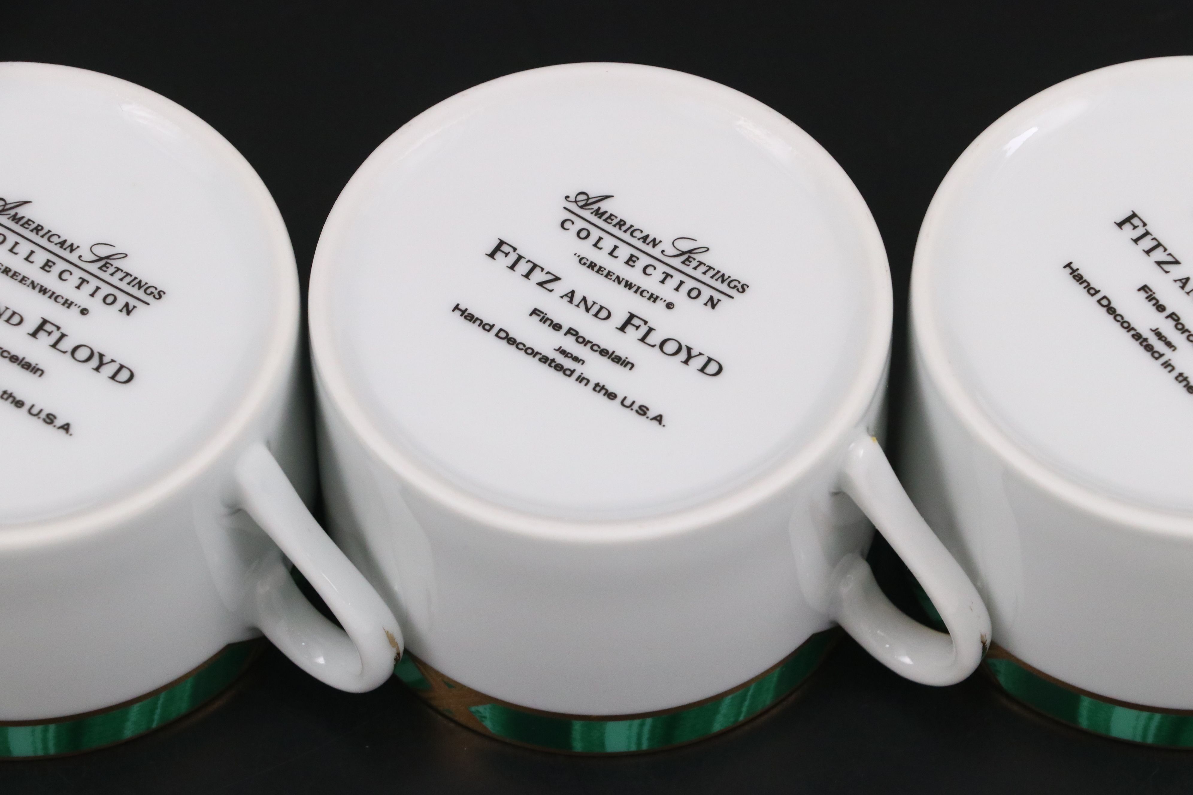 Fitz & Floyd "Greenwich" Gilt Porcelain Dinnerware, 1990s