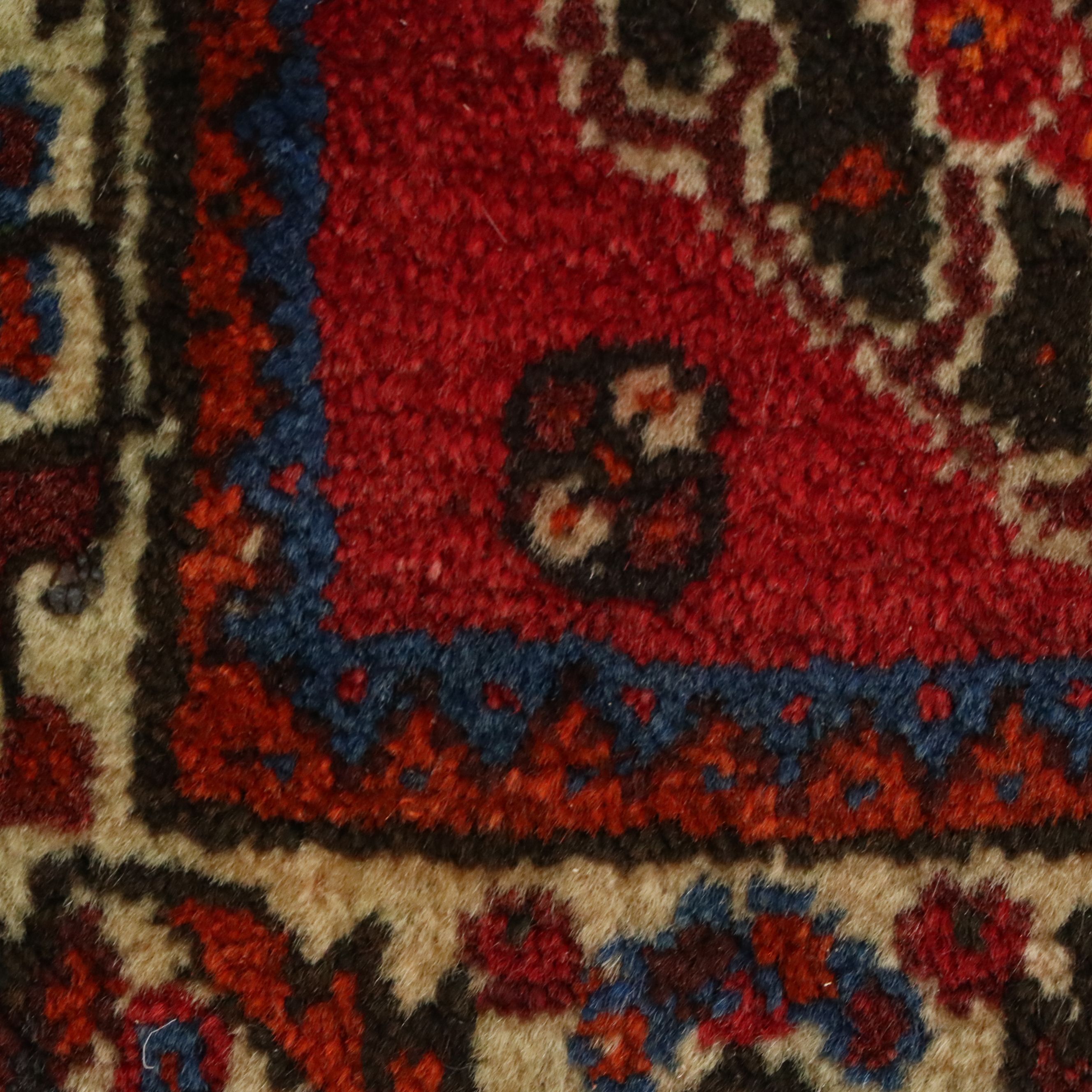 3'9 x 5'6 Hand-Knotted Persian Qashqai Area Rug
