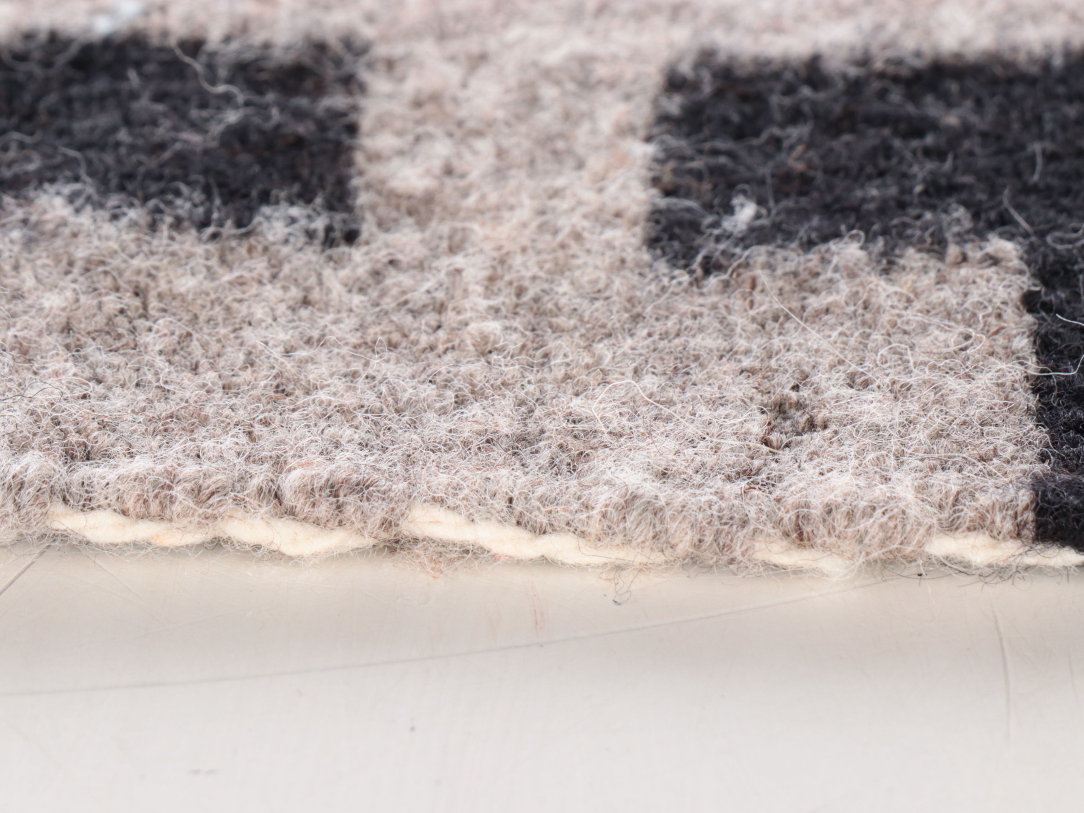 1'10 x 3'2 Handwoven Navajo Two Grey Hills Style Wool Rug