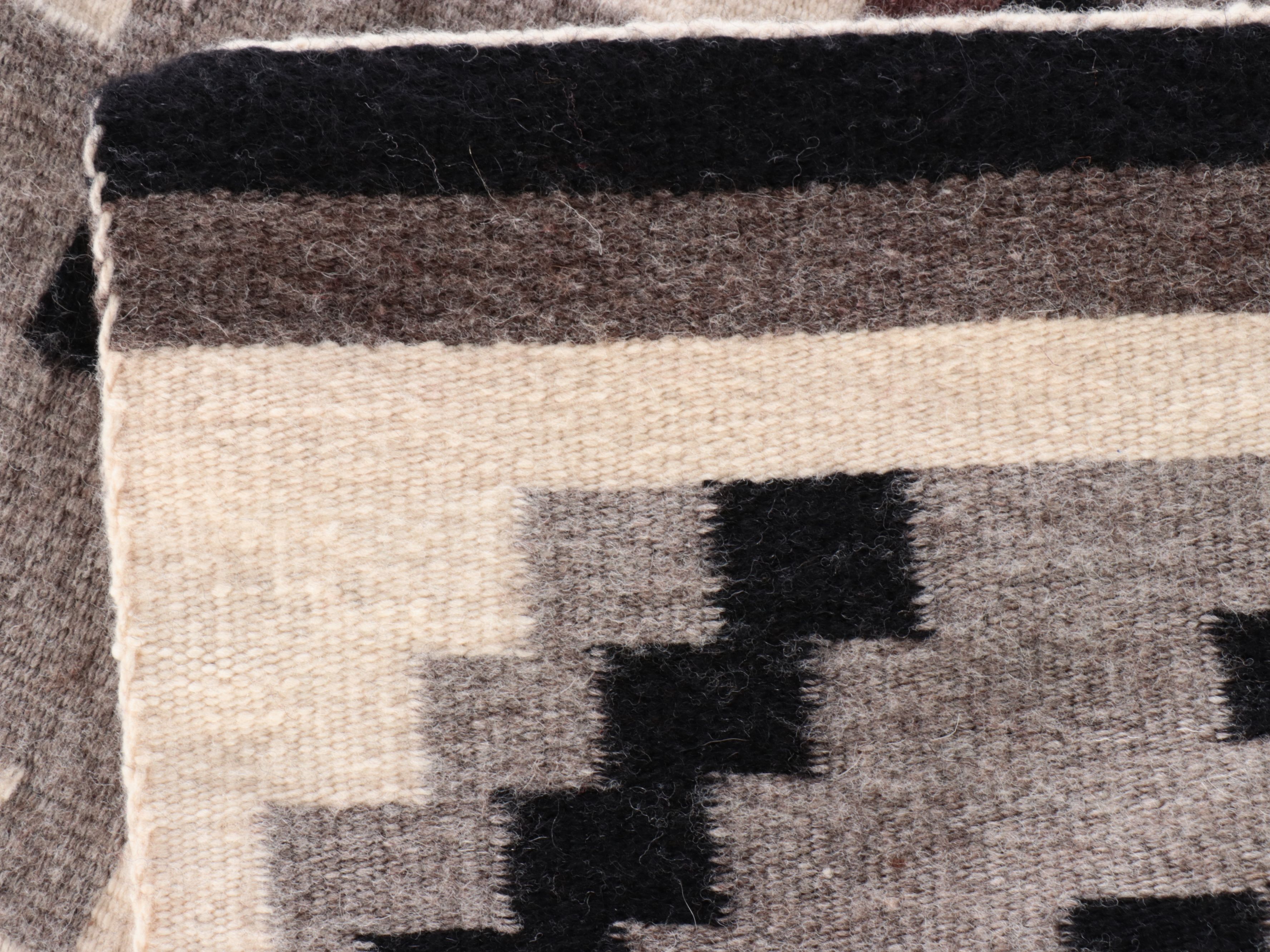 1'10 x 3'2 Handwoven Navajo Two Grey Hills Style Wool Rug