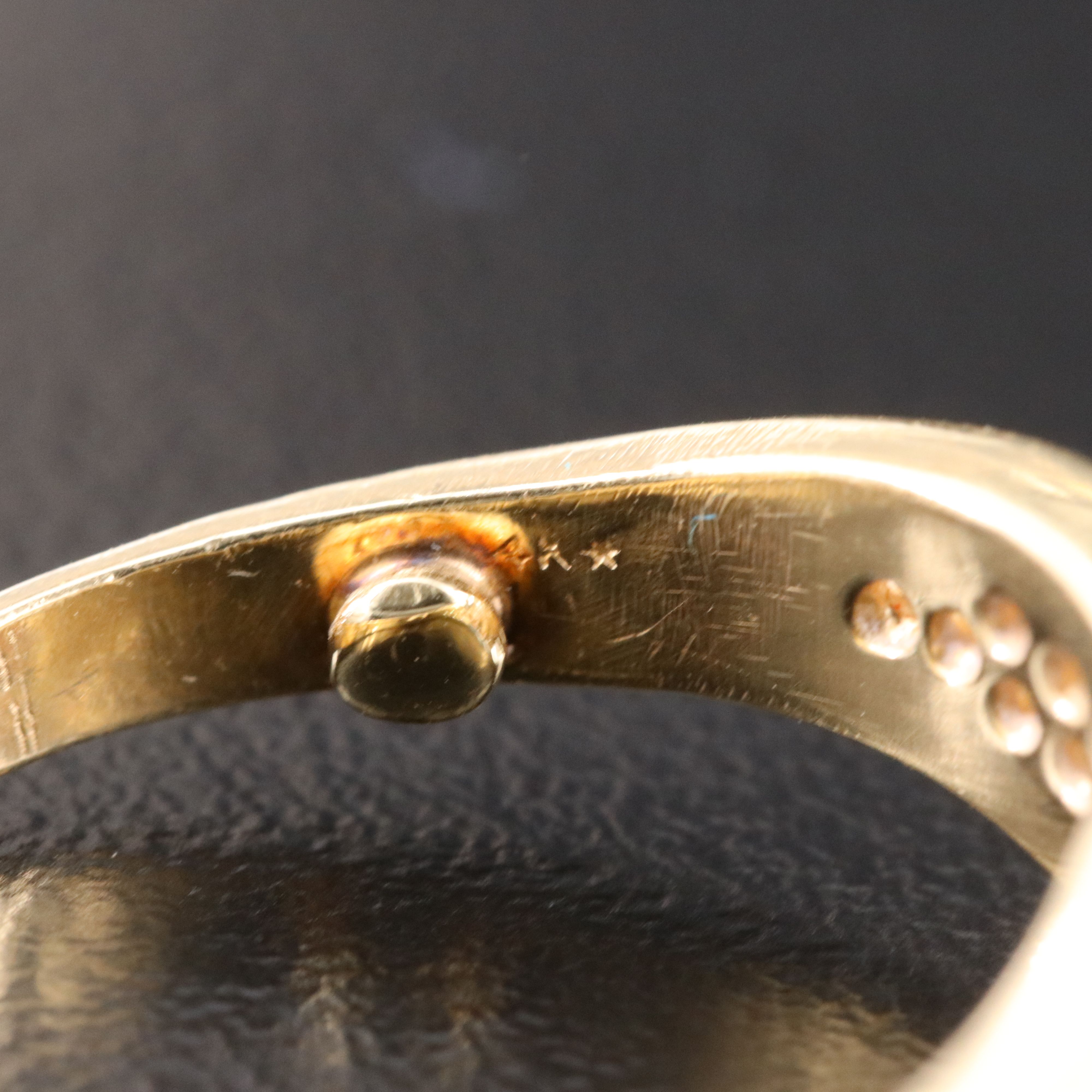 14K 1.92 CT Sapphire and Diamond Ring