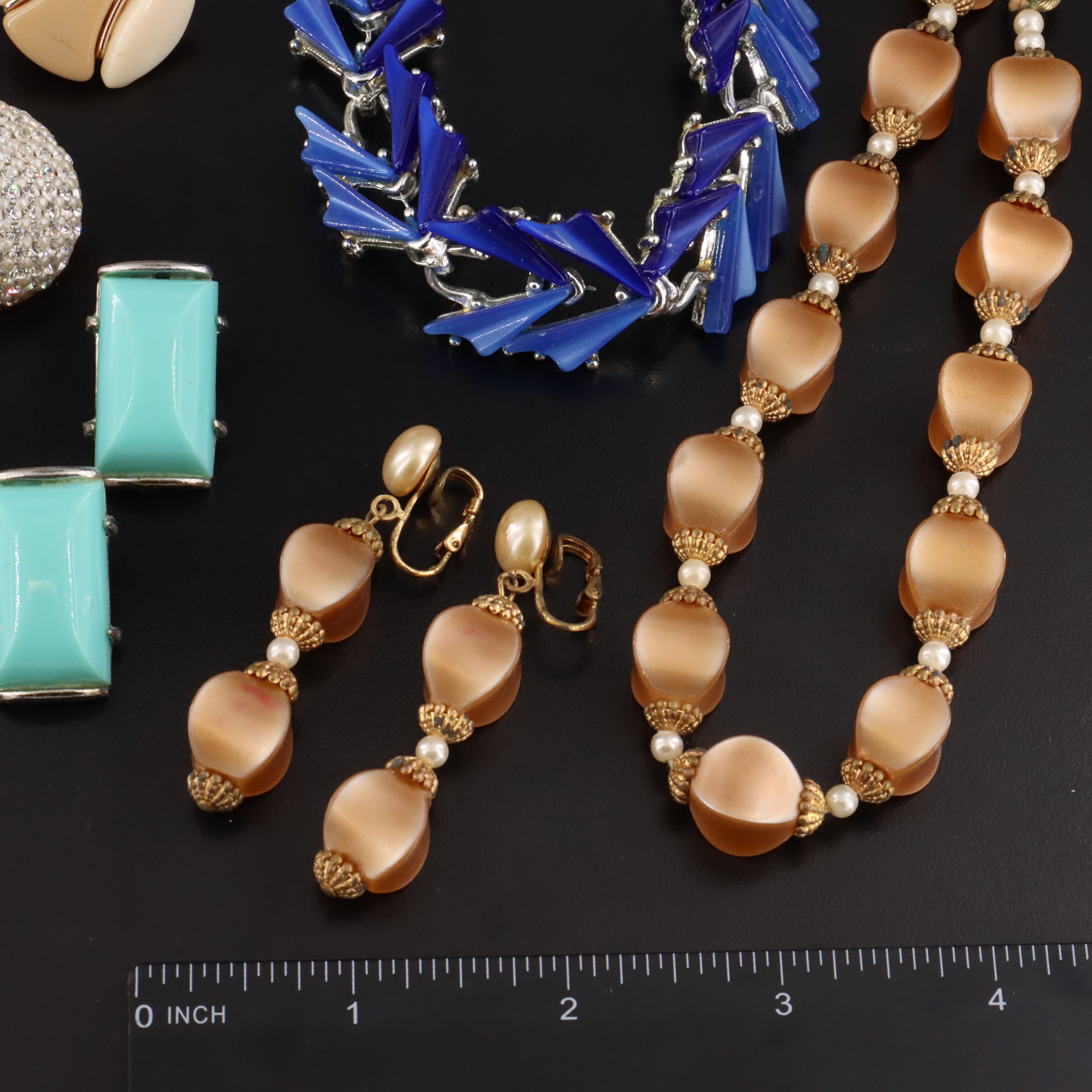 Collection of Vintage 1940s - 1960s Jewelry