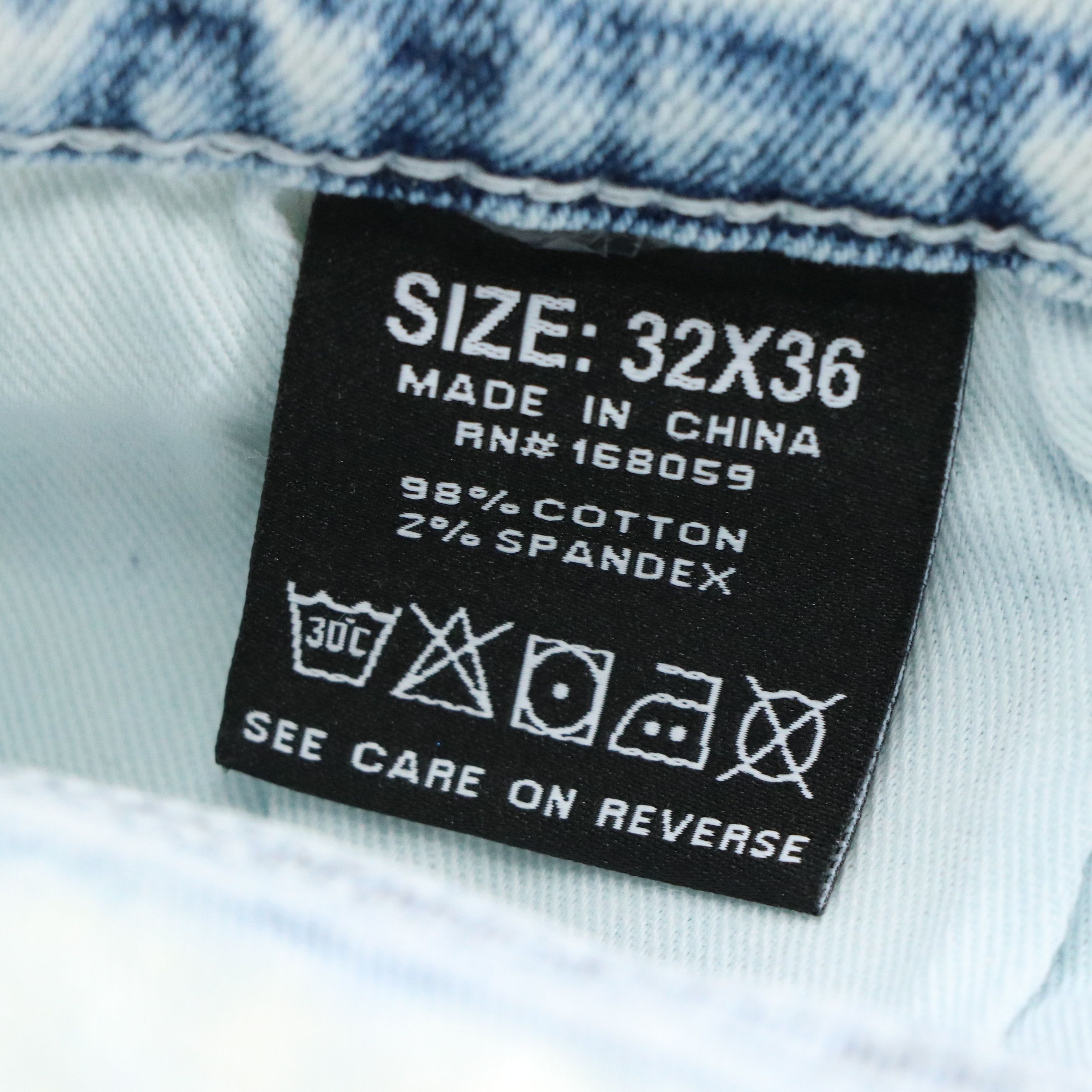 Men's Armor Jeans Foil Wash Stacked Jeans and Young LA Scuba Cargo Sweatpants