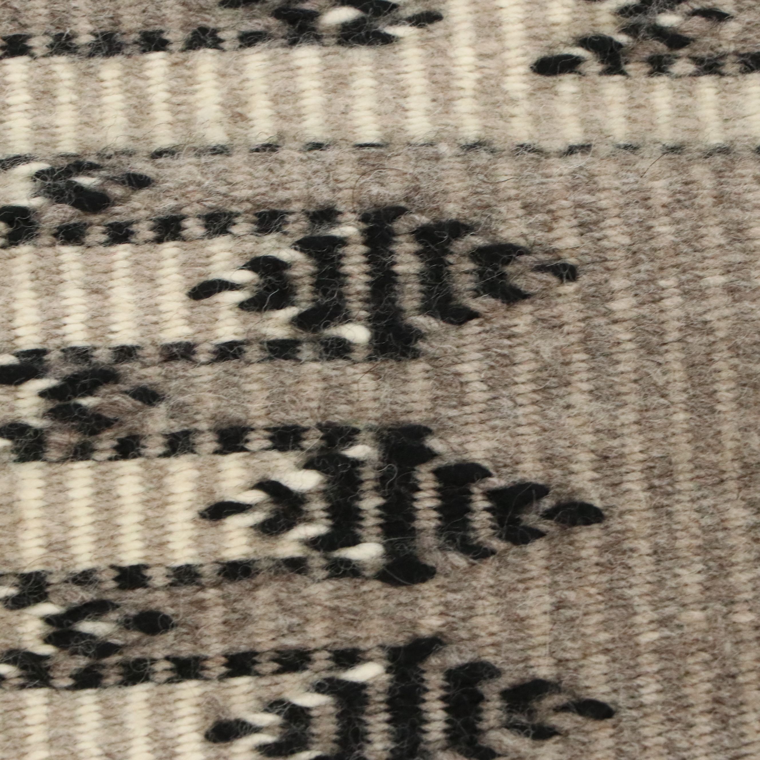 3'7 x 5'1 Handwoven Southwestern Style Area Rug