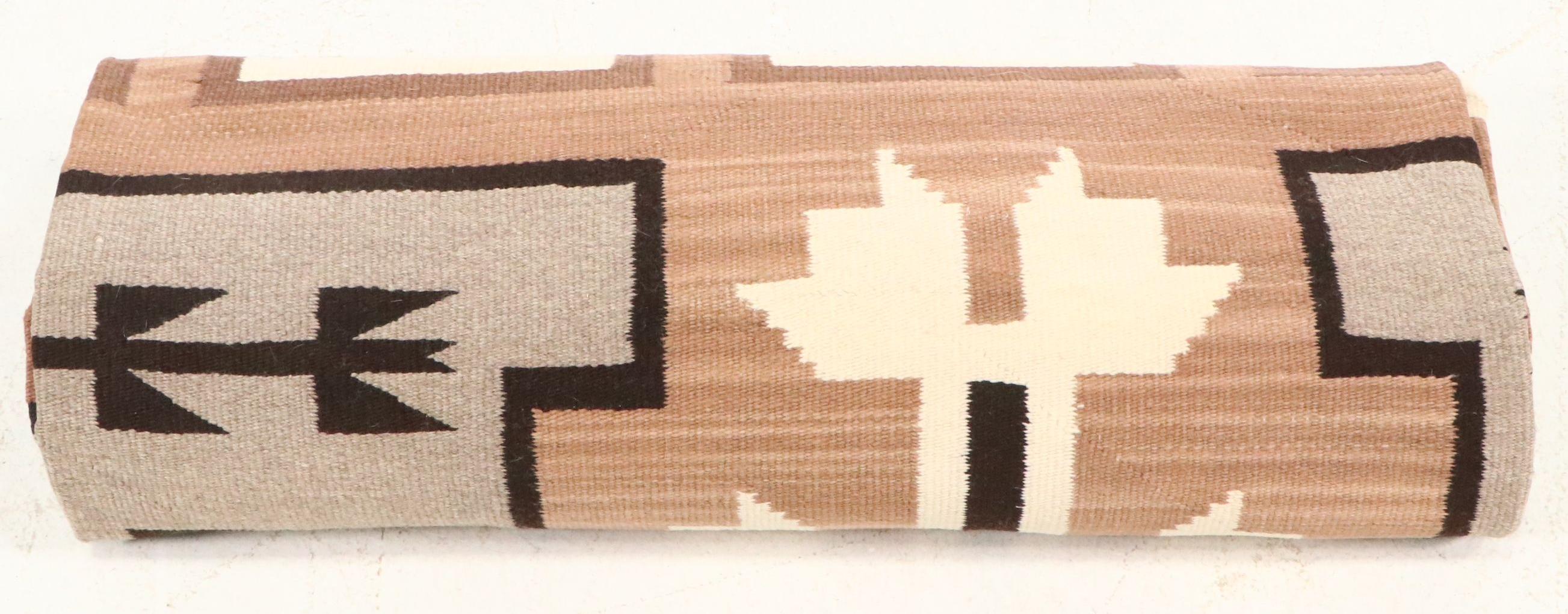 5'7 x 8'11 Handwoven Navajo Eye Dazzler Area Rug