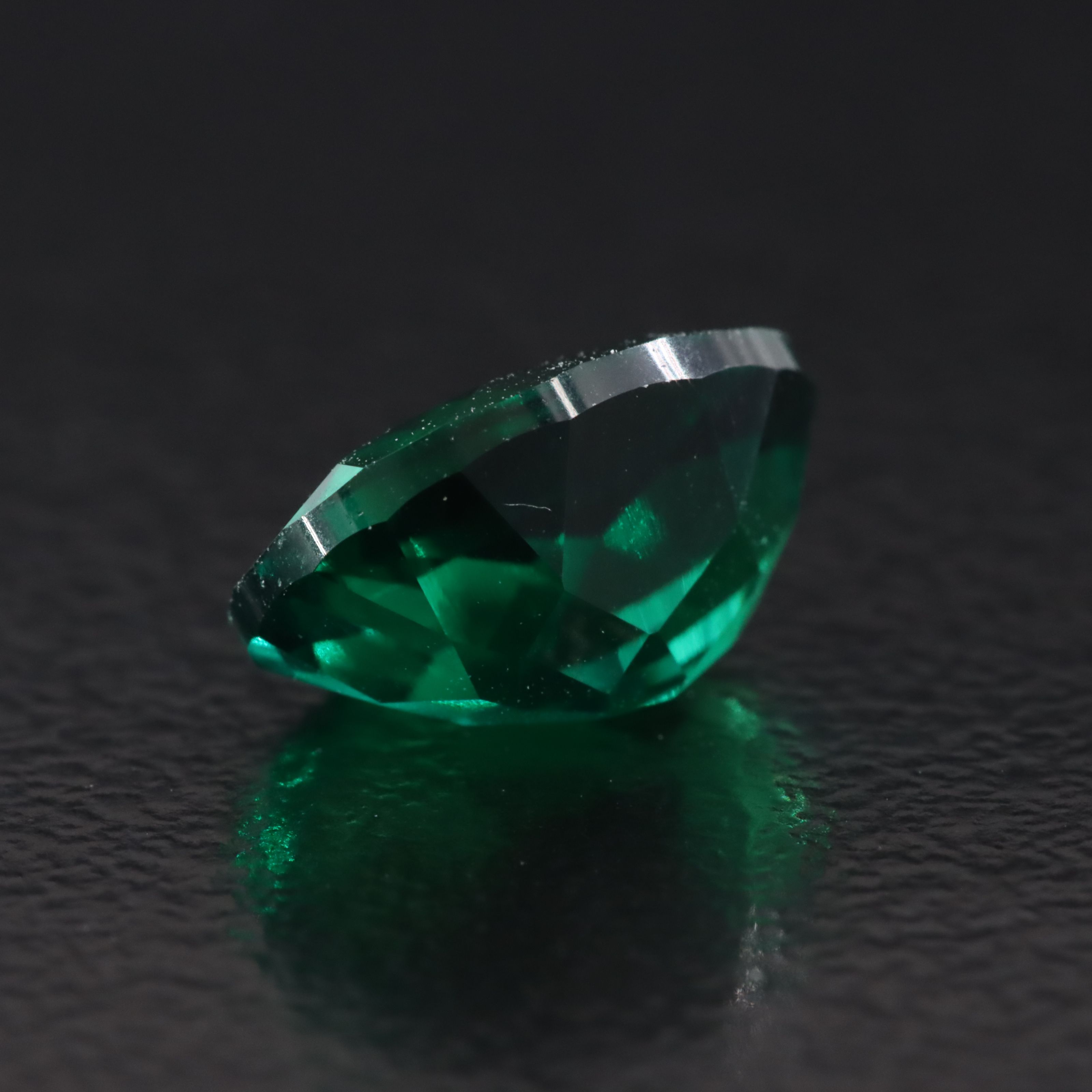 Loose 1.77 CT Lab Grown Emerald