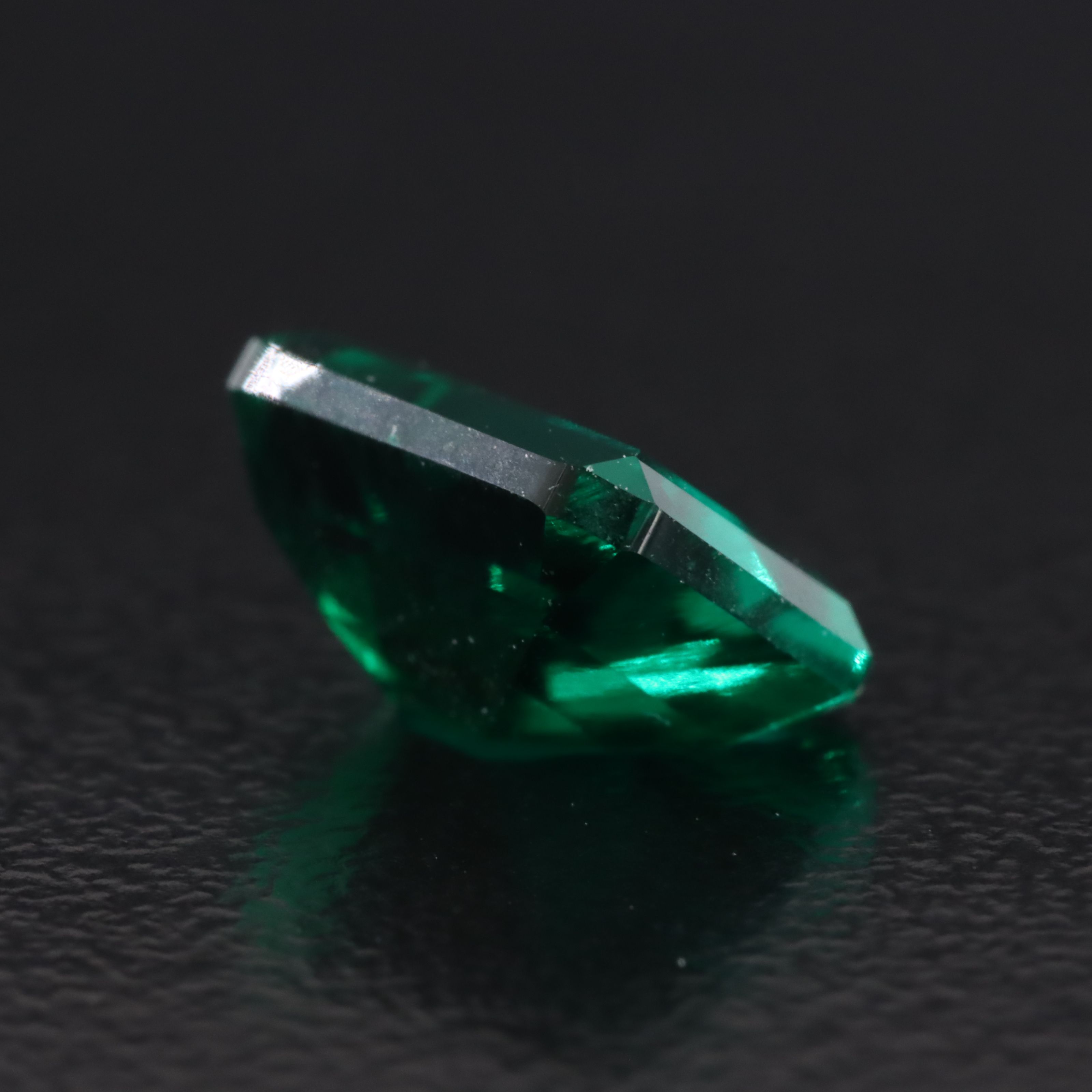 Loose 2.00 CT Lab Grown Emerald