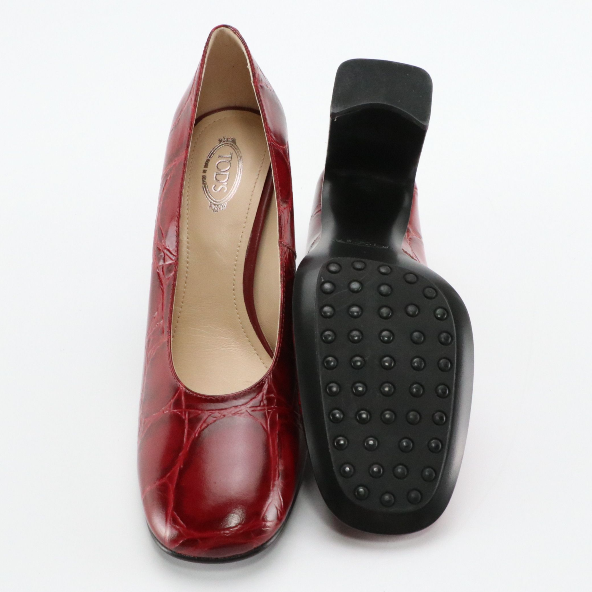 Tod's Pumps in Embossed Leather with Box