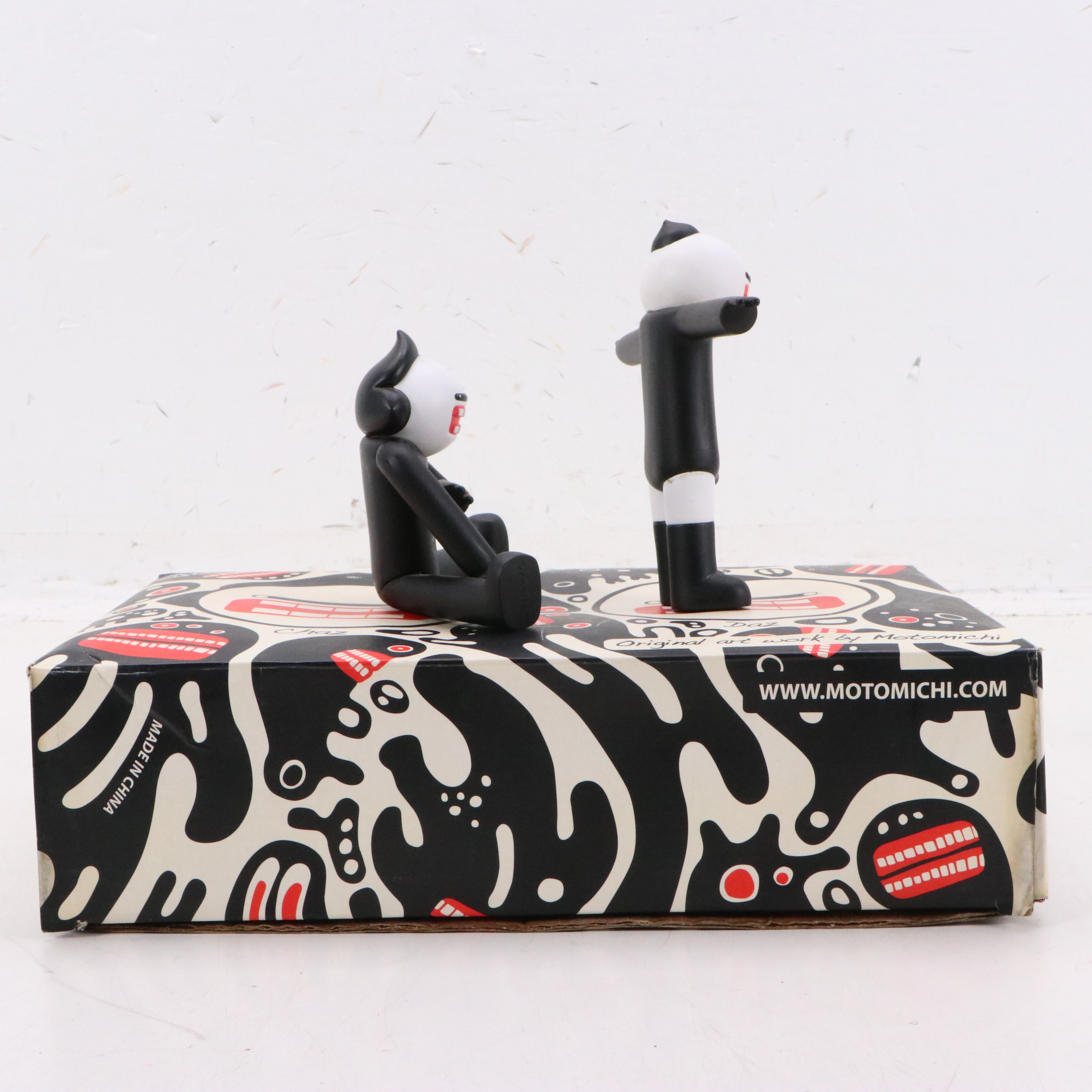 Motomichi Nakamura Collector's Vinyl Figurines "Chaz" and "Daz"