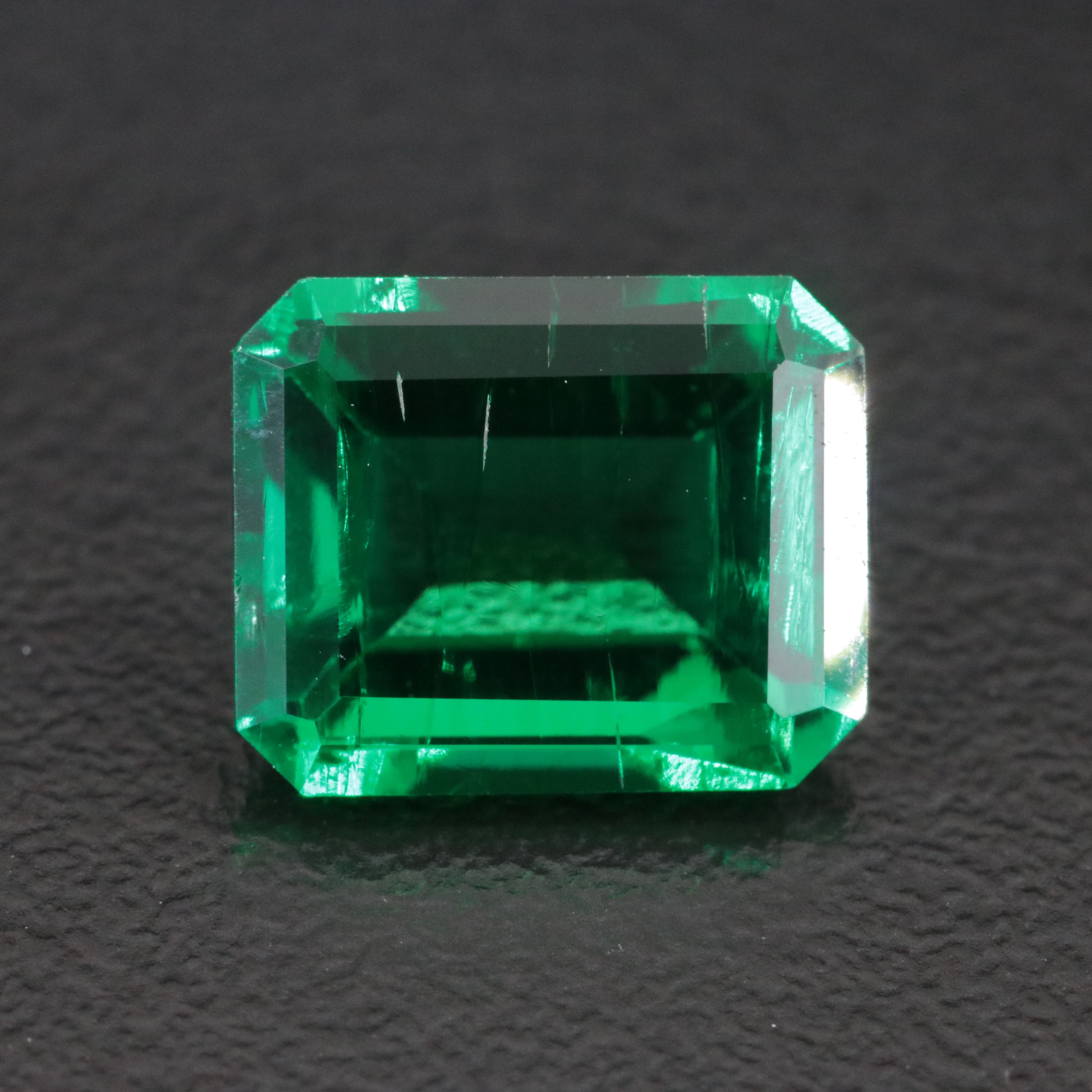 Loose 3.83 CT Lab Grown Emerald