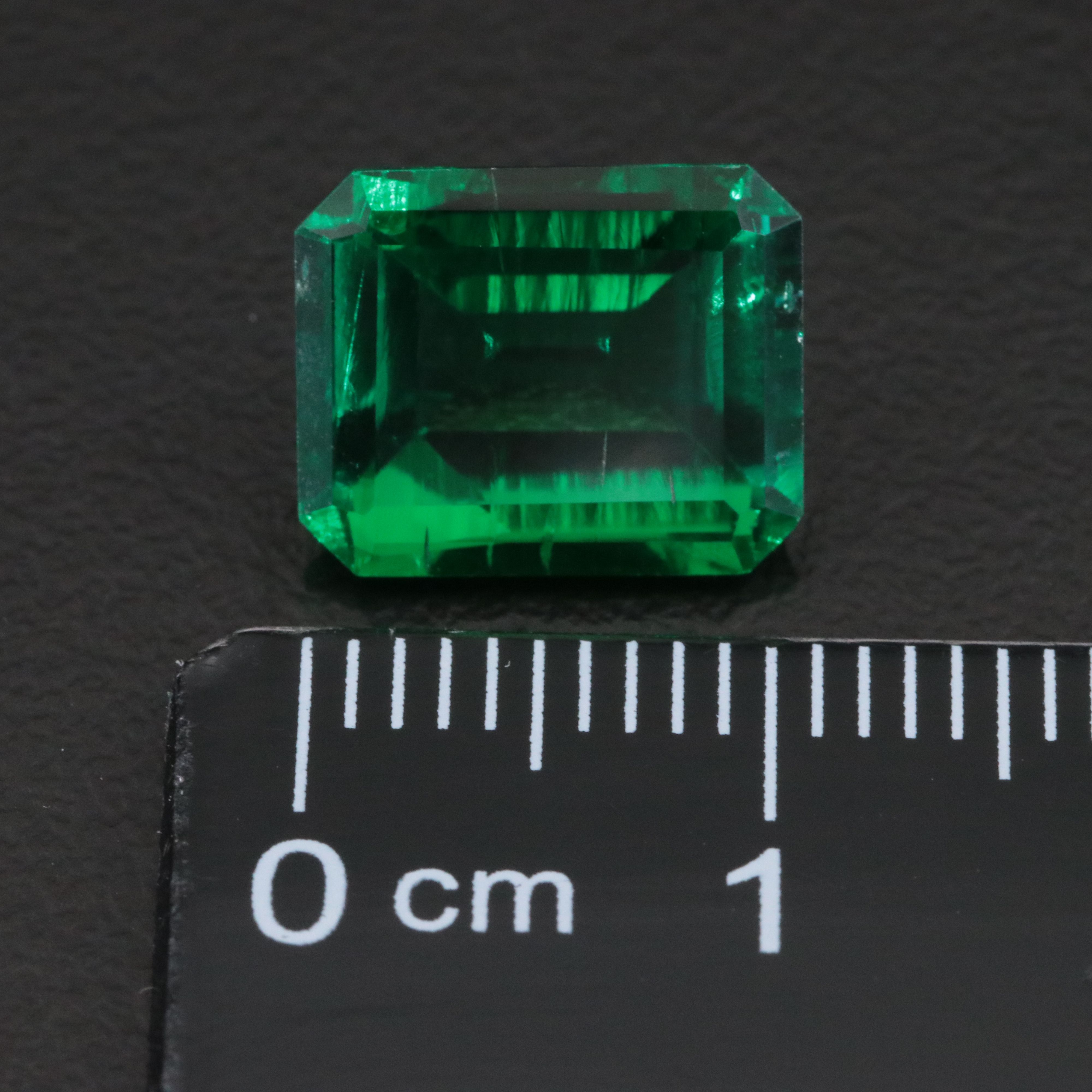 Loose 3.83 CT Lab Grown Emerald