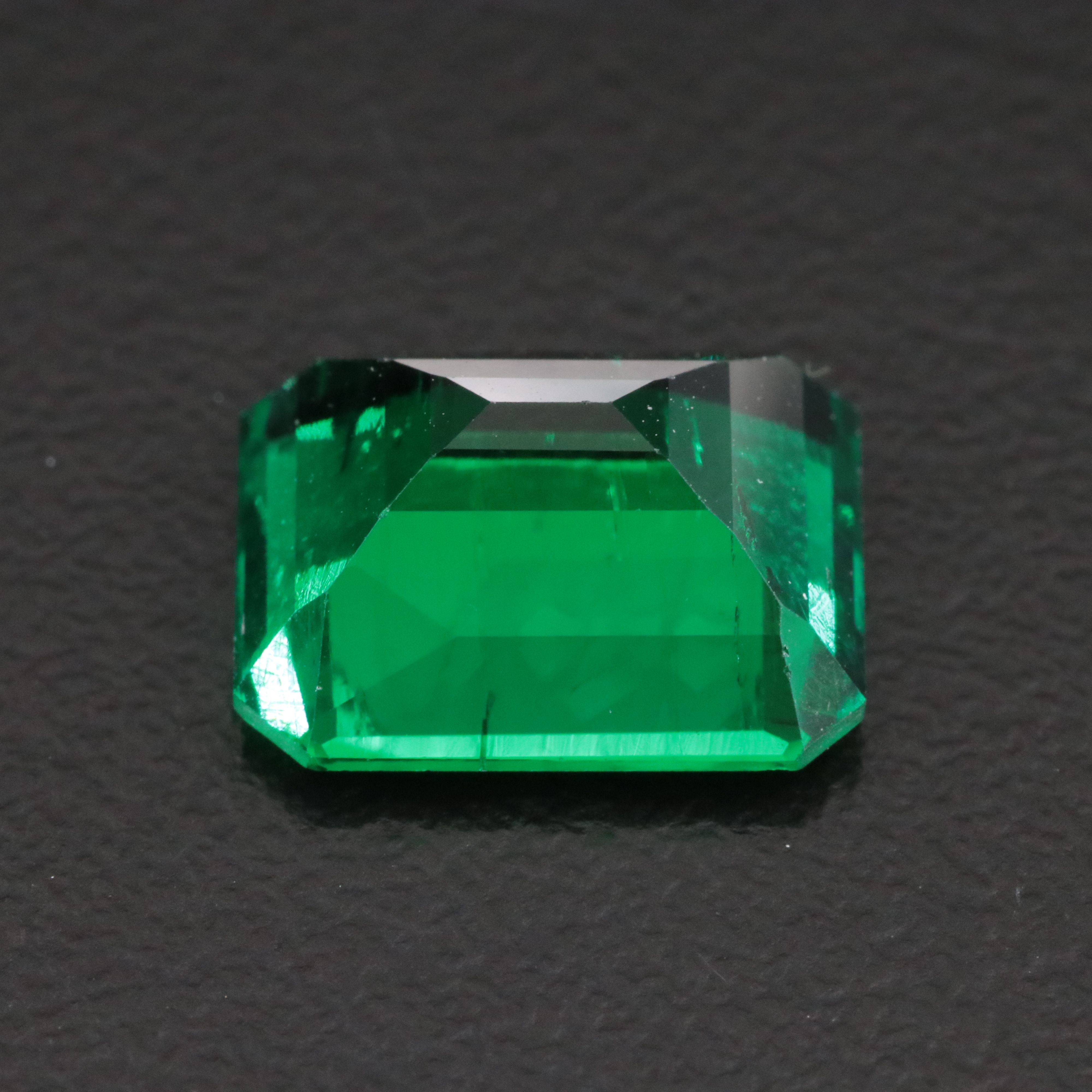 Loose 3.83 CT Lab Grown Emerald