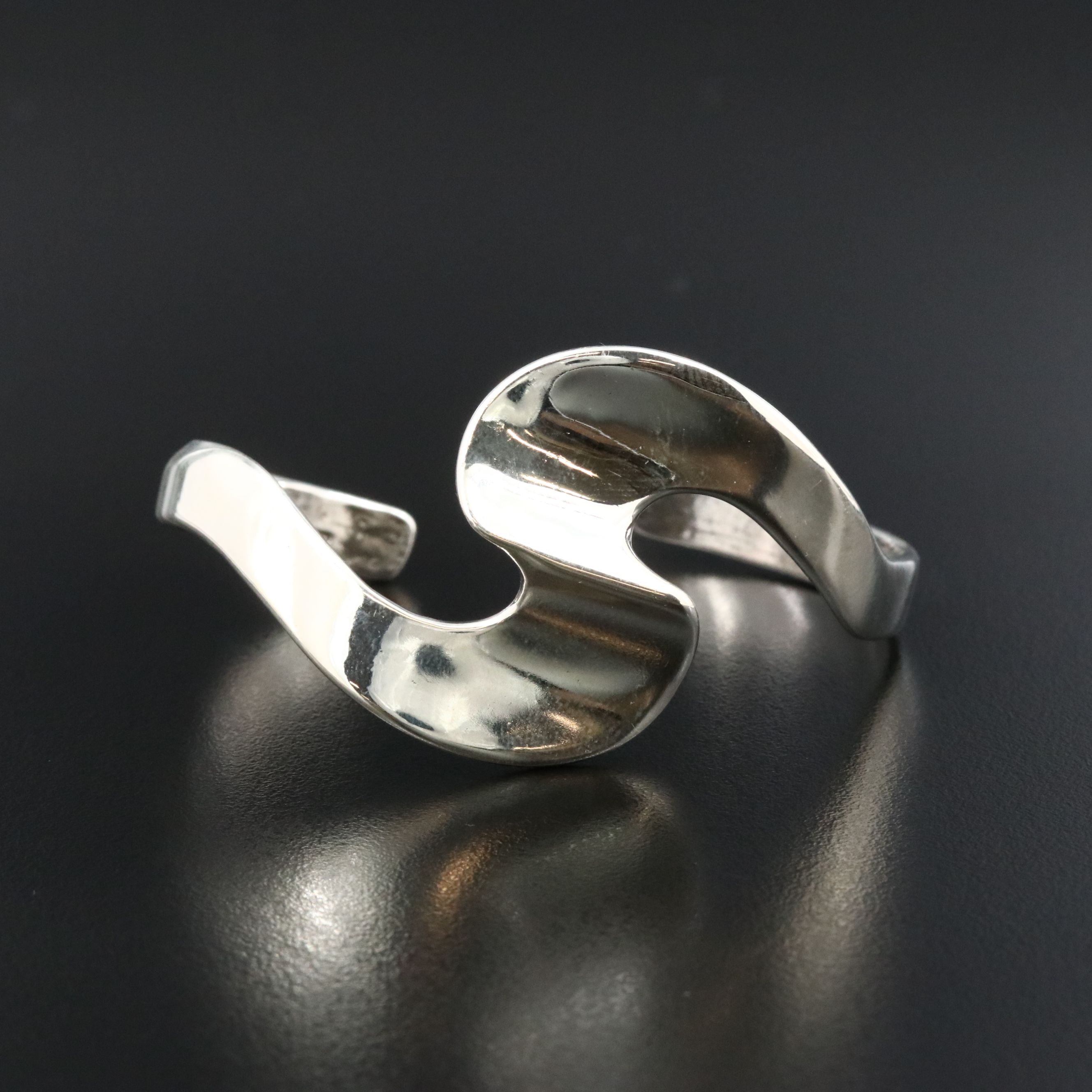 Sterling Wave Cuff