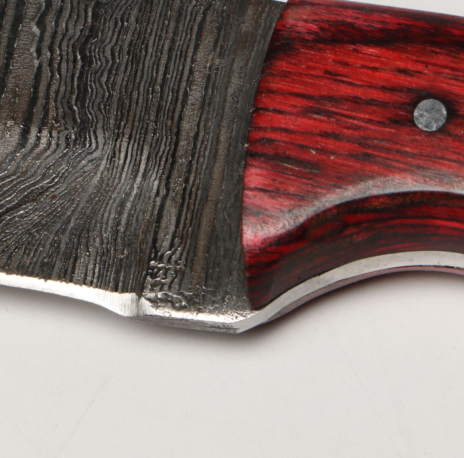 Damascus Steel Skinner and Hunting Knives in Leather Scabbards