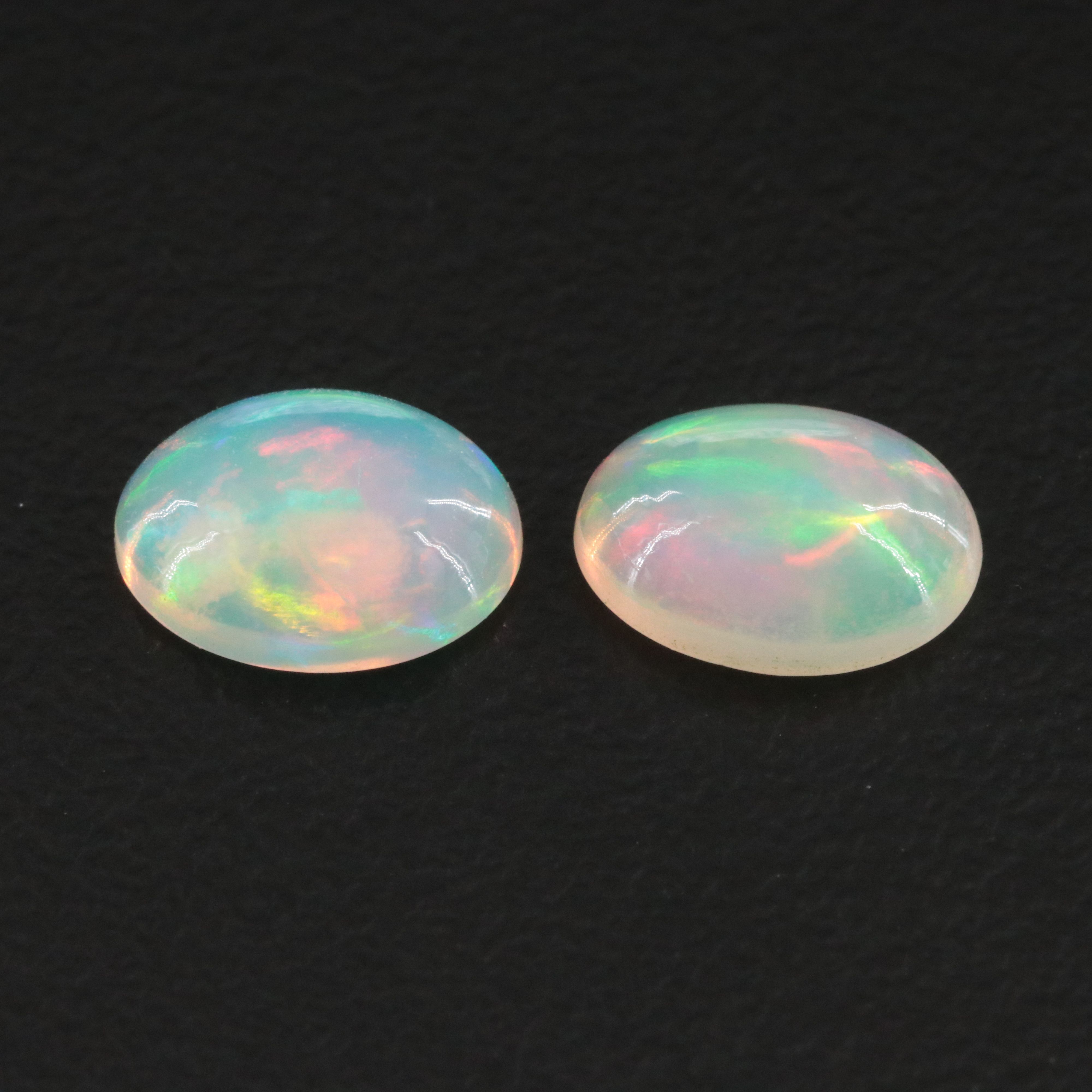 Loose 1.52 CTW Matched Pair of Opals