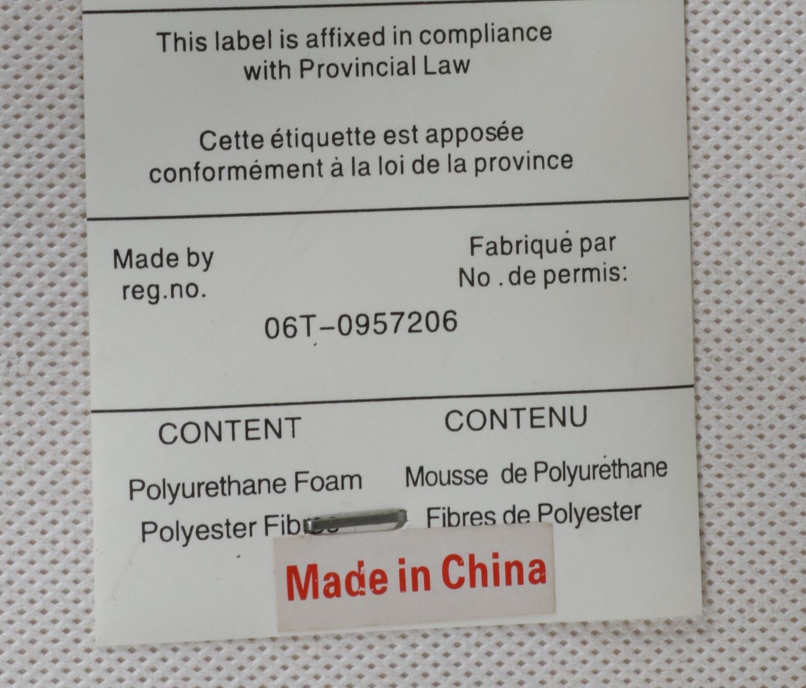 Contemporary Five-Piece Dining Set with Sculptural Infinity-Loop Pedestal Table