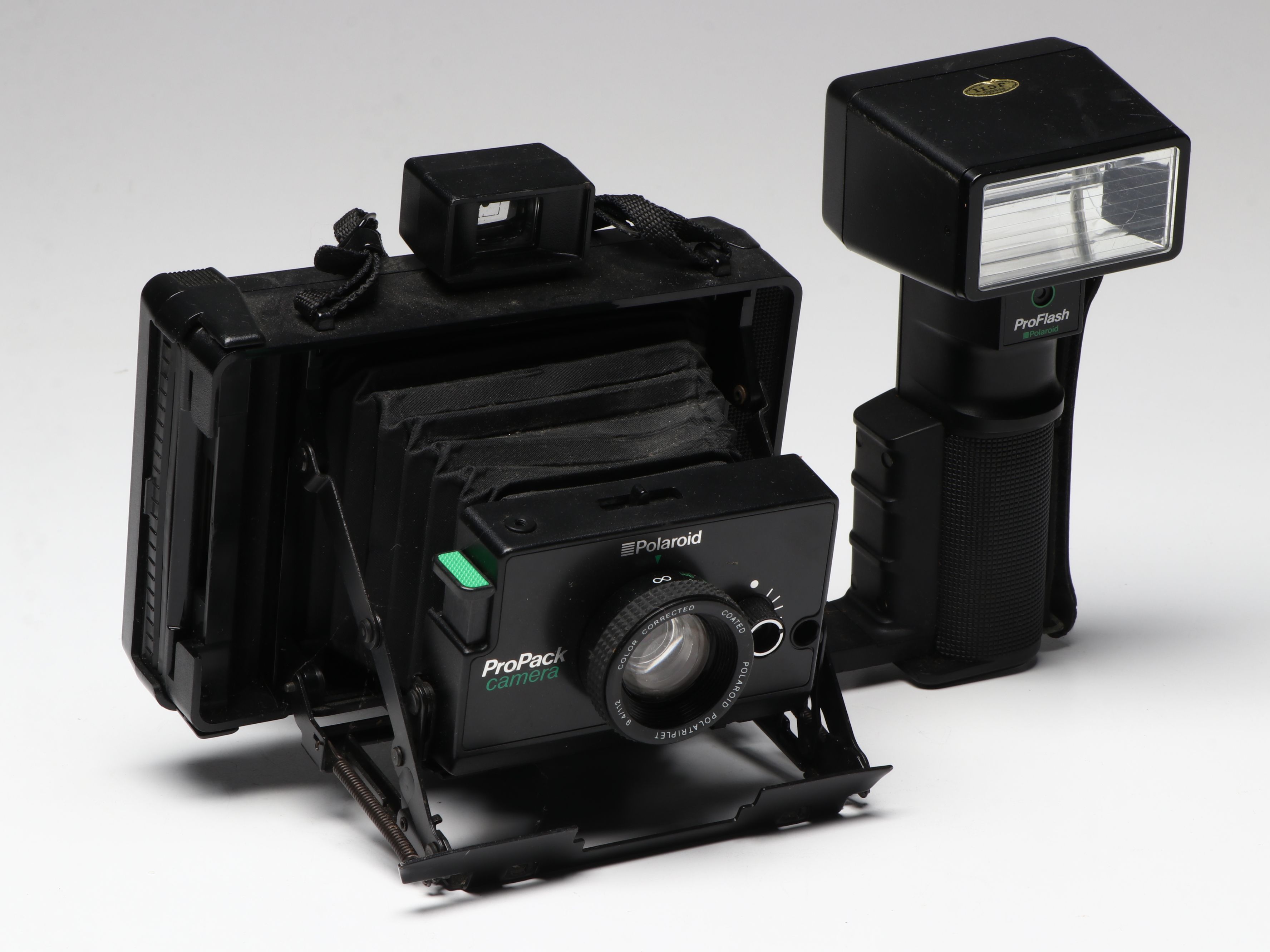 Polaroid Land Cameras, Sun 600, ProPack and More Instant Cameras