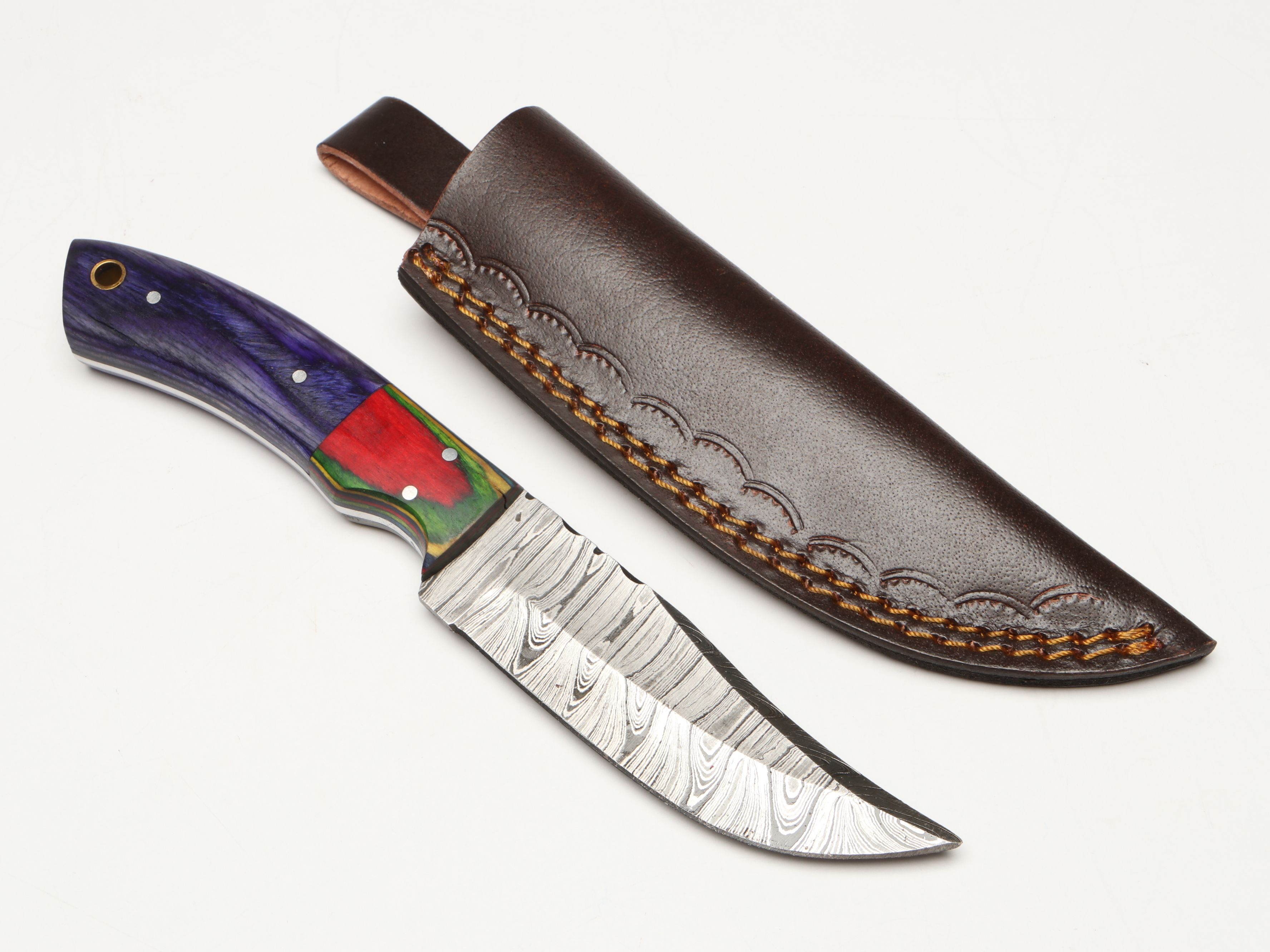 Damascus Steel Skinner and Hunting Knives in Leather Scabbards