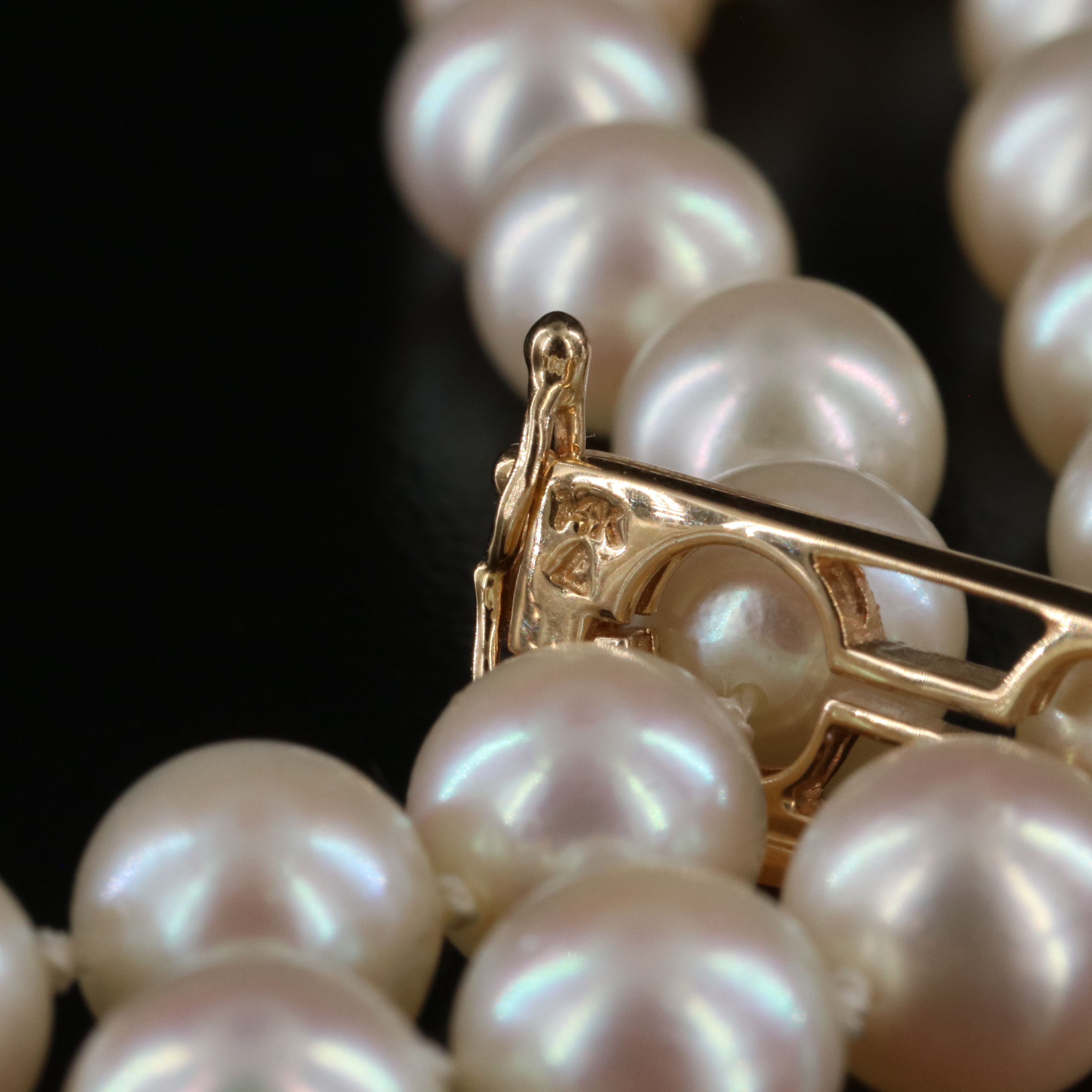 Pearl Necklace with 14K Shortener/Clasp