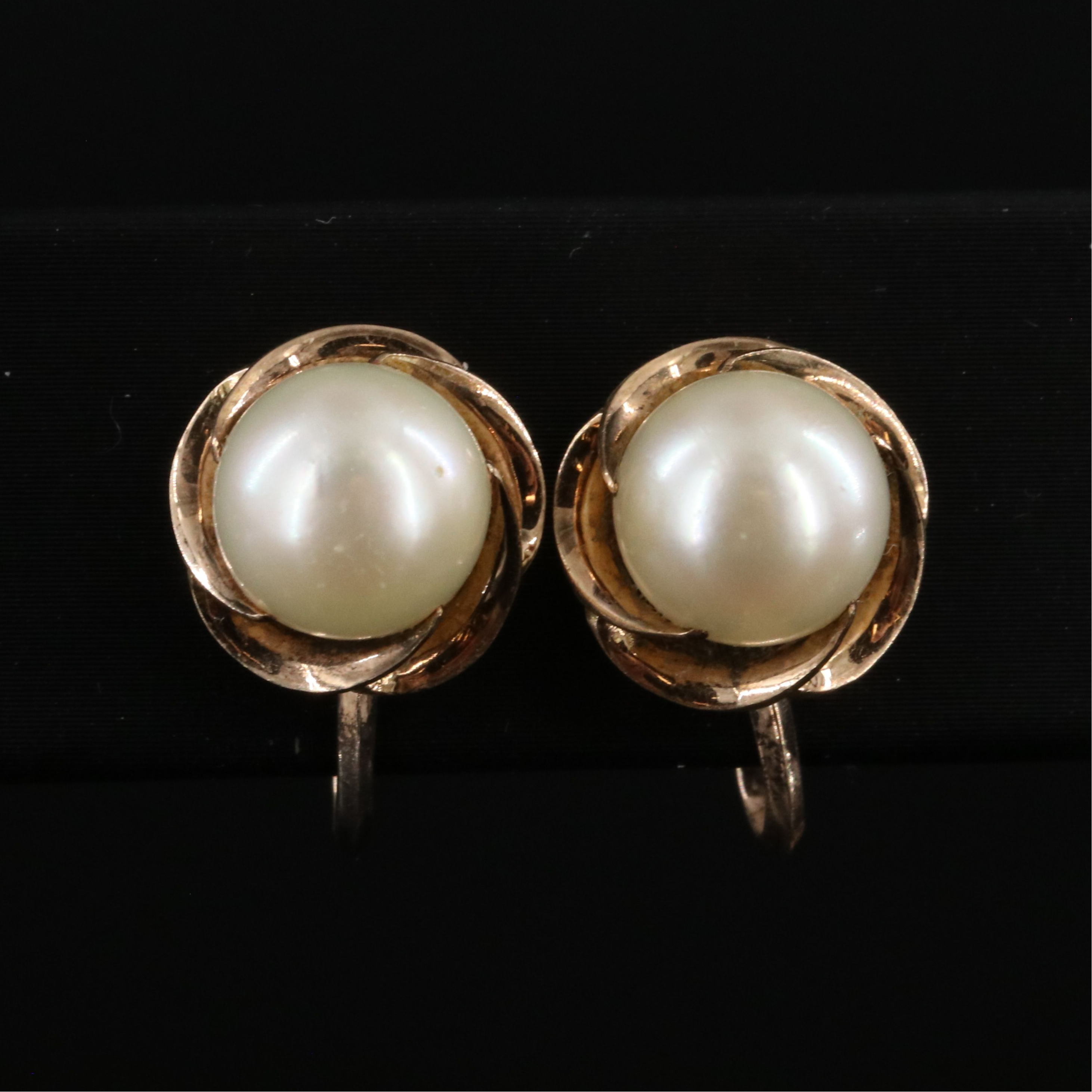14K Pearl Screw Back Earrings with Scalloped Setting