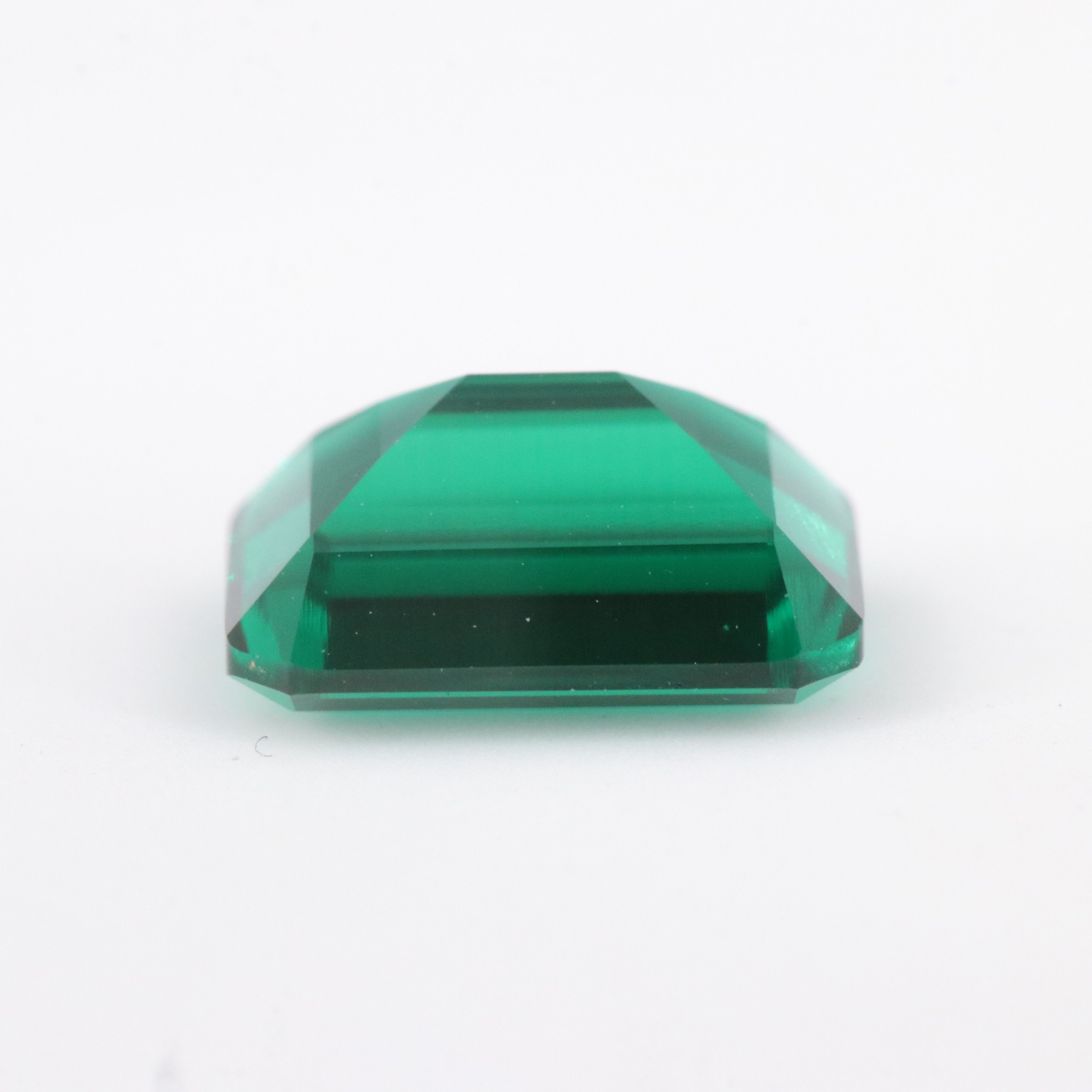 Loose 1.98 CT Emerald