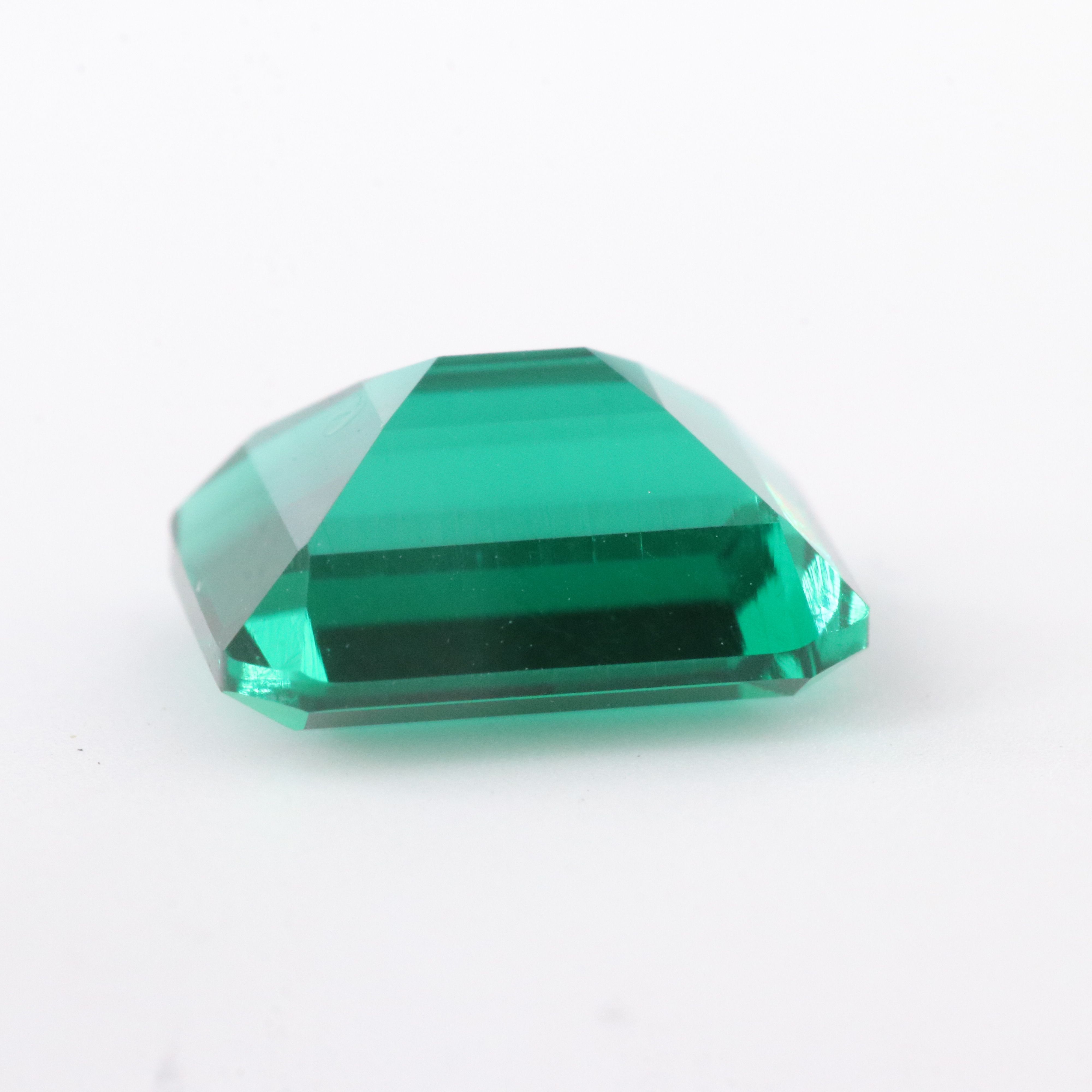 Loose 2.10 CT Emerald