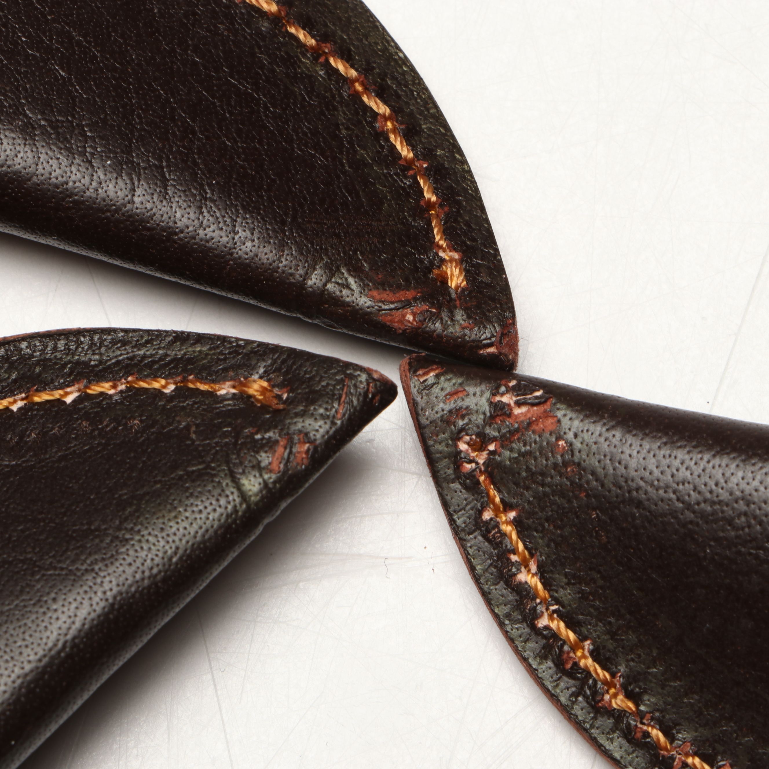 Damascus Steel Skinner and Hunting Knives in Leather Scabbards