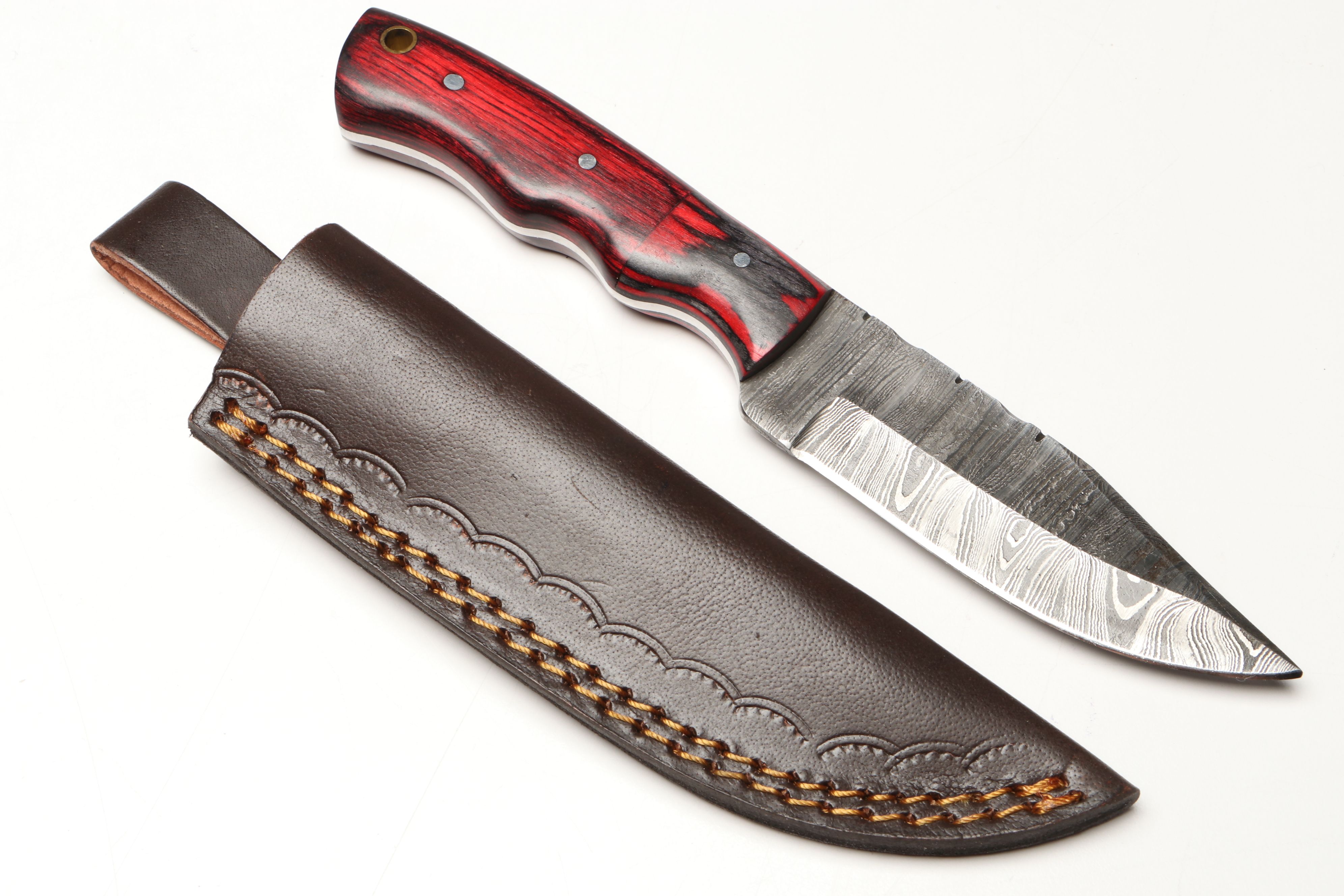 Damascus Steel Skinner and Hunting Knives in Leather Scabbards