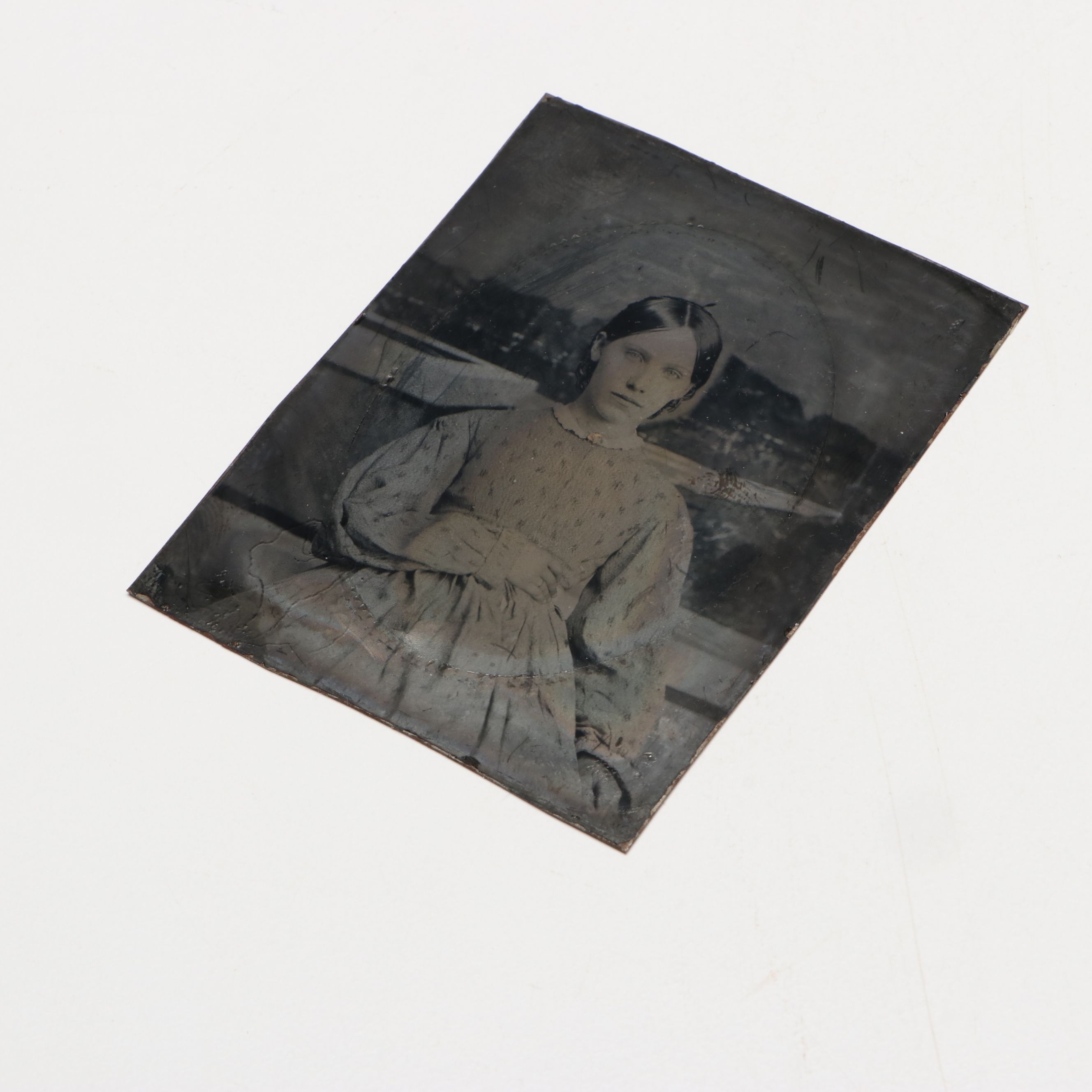 Daguerreotype Portrait of Girl in Union Case with Velvet Lining, Mid-19th C.