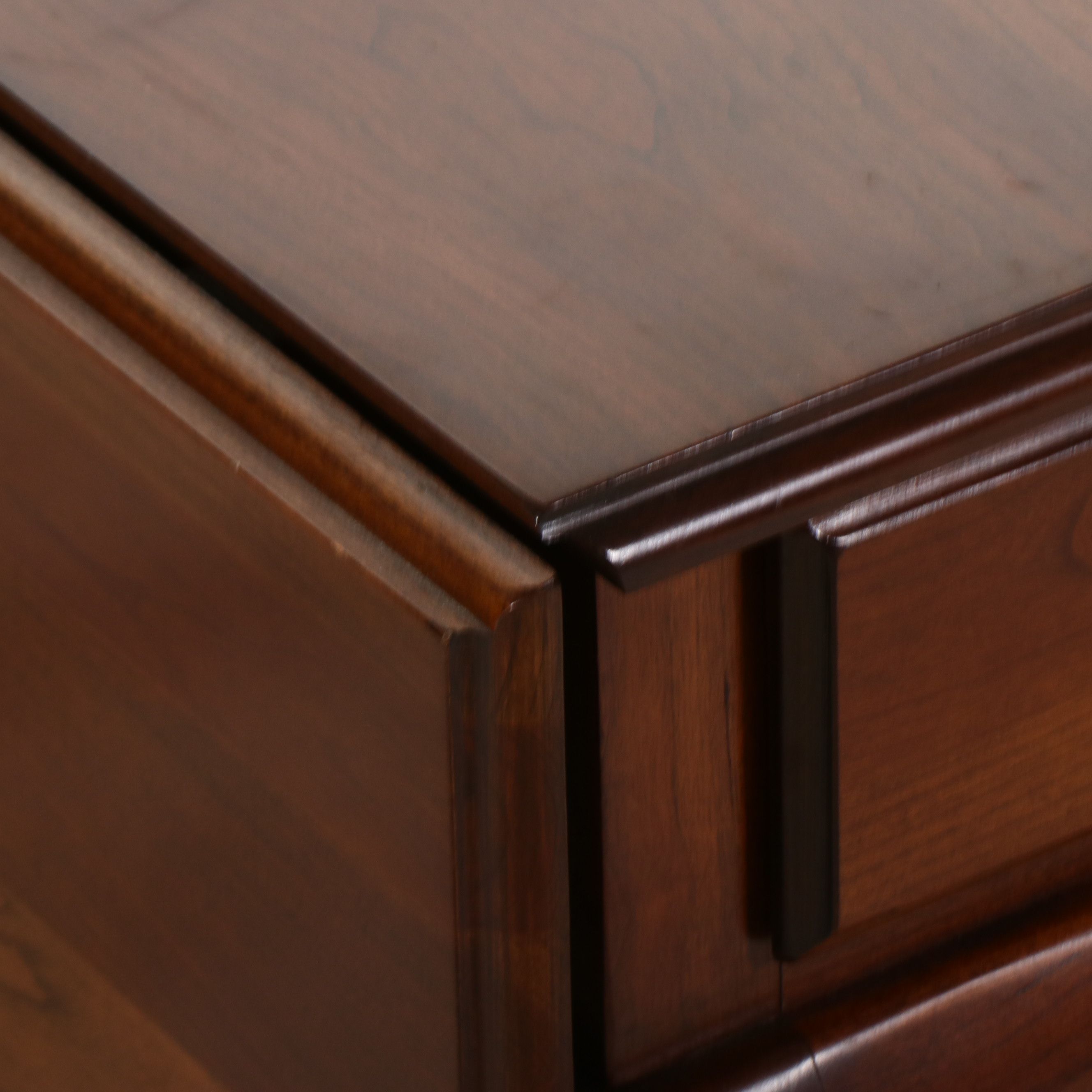 Pair of Harden Solid Cherry Queen Anne Style Drop-Leaf End Tables