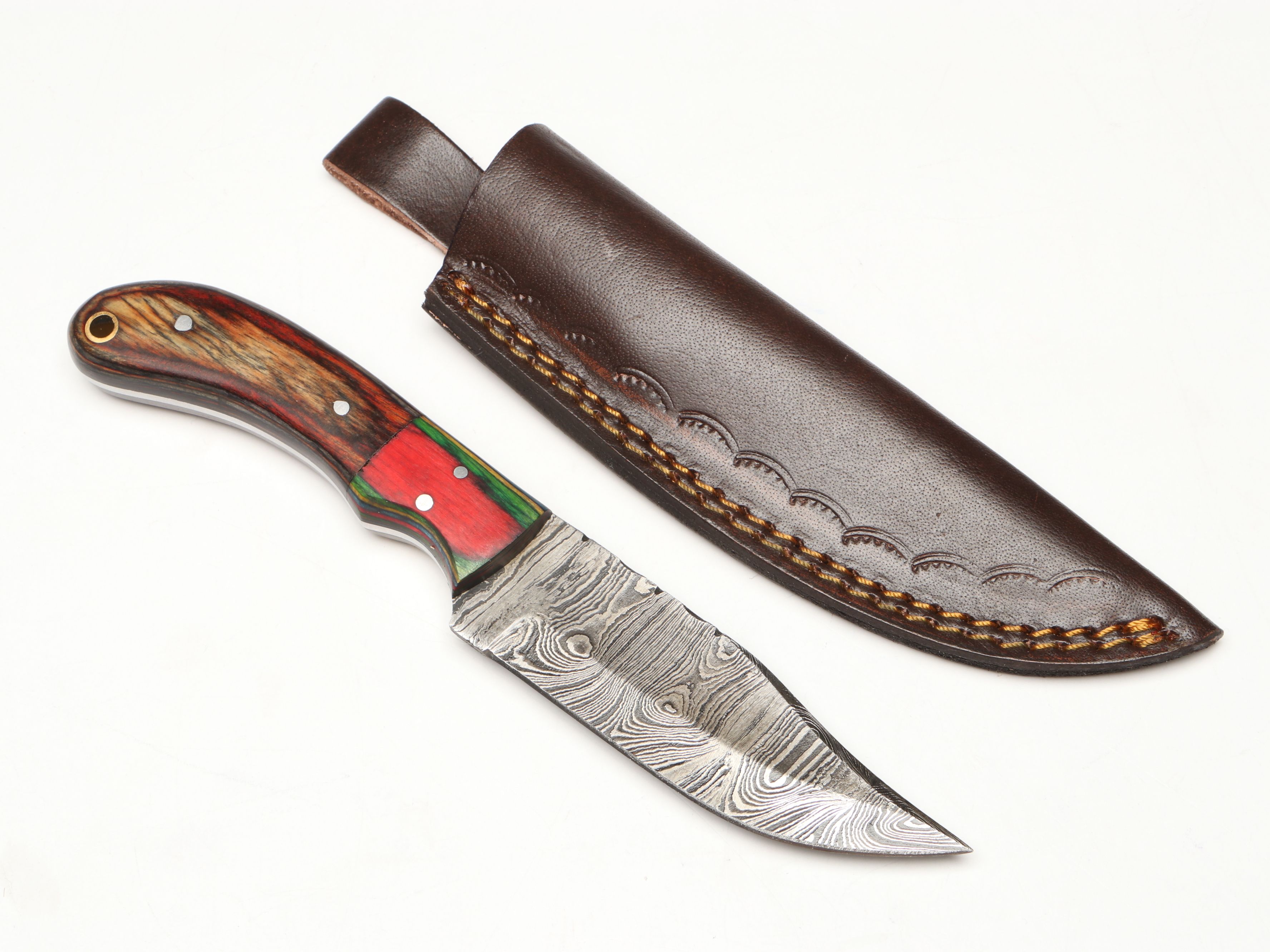 Damascus Steel Skinner and Hunting Knives in Leather Scabbards